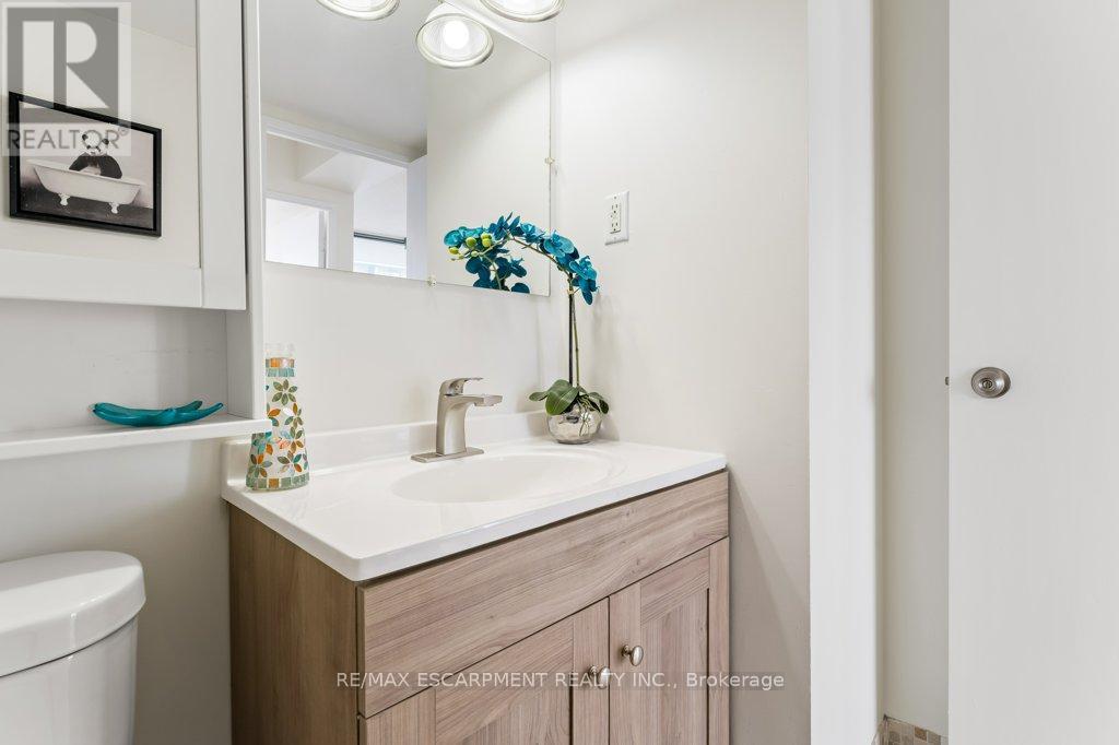 1803 - 150 Charlton Avenue E, Hamilton (Corktown), Ontario  L8N 3X3 - Photo 20 - X12086161