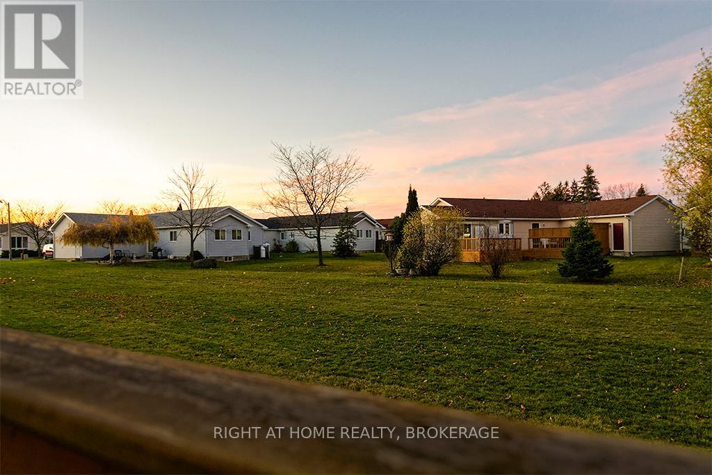 156 Gracehill Crescent, Hamilton, Ontario  L8B 1A5 - Photo 31 - X12086170