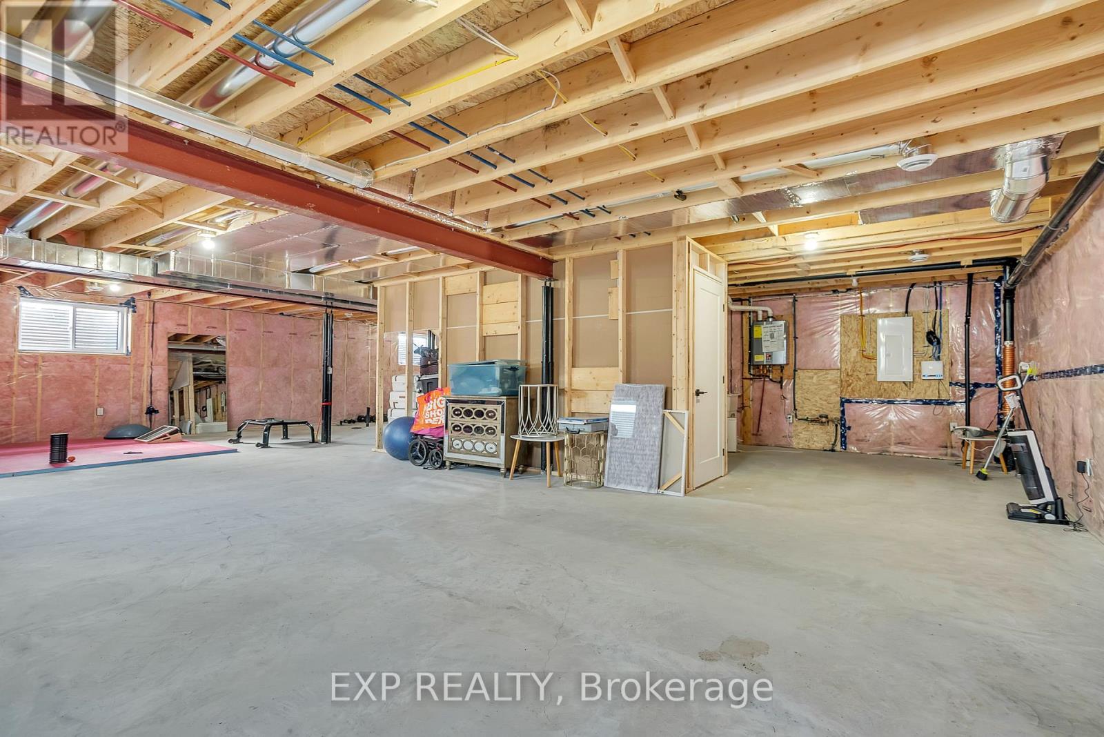 14 Horton Court, Belleville, Ontario  K8P 0H3 - Photo 33 - X12086212