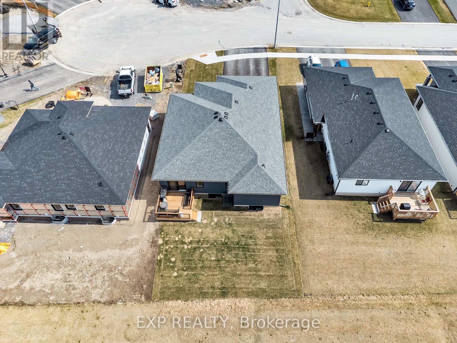14 Horton Court, Belleville, Ontario  K8P 0H3 - Photo 42 - X12086212