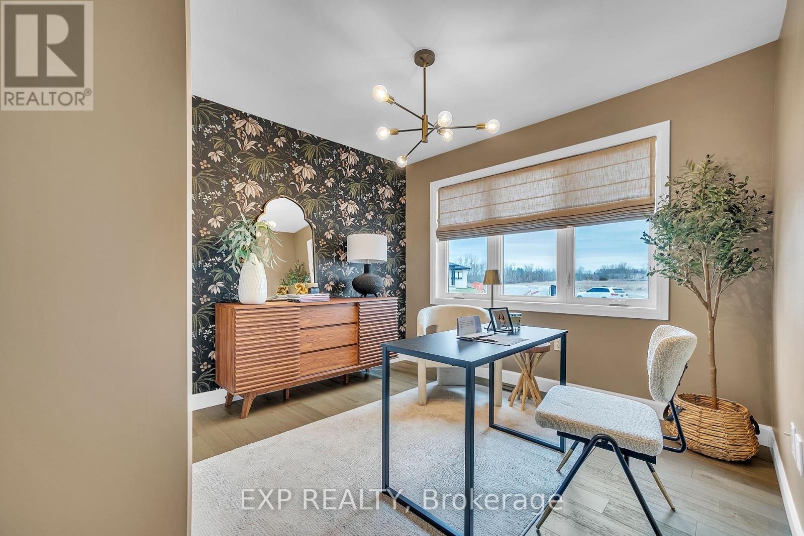 14 Horton Court, Belleville, Ontario  K8P 0H3 - Photo 8 - X12086212