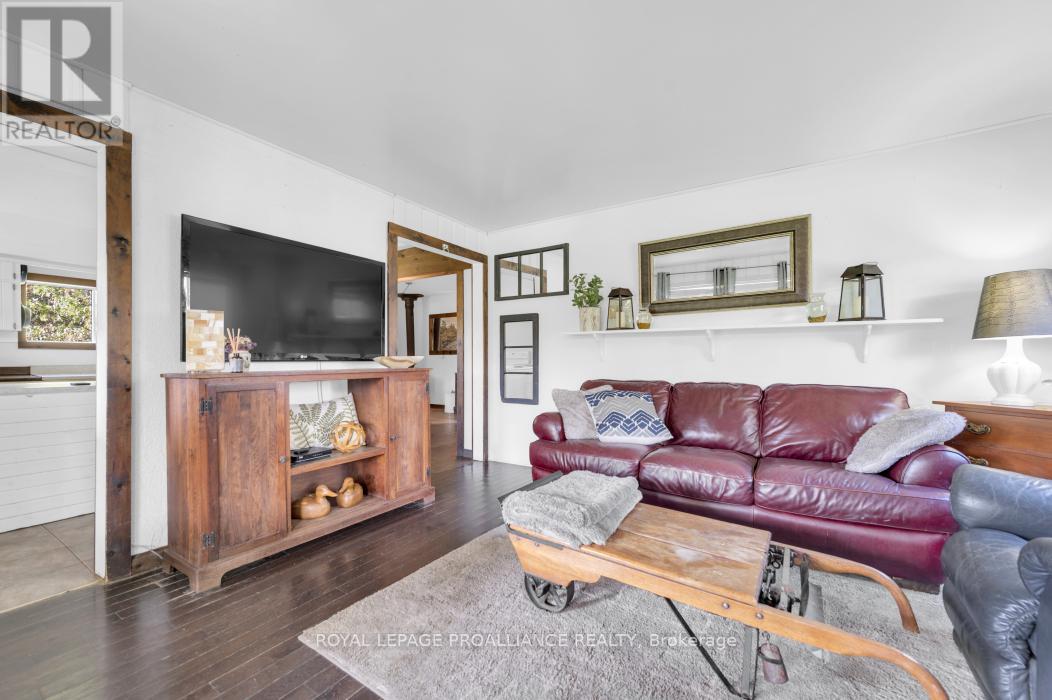 4388 Henderson Road, Frontenac, Ontario  K0H 1B0 - Photo 17 - X12086285