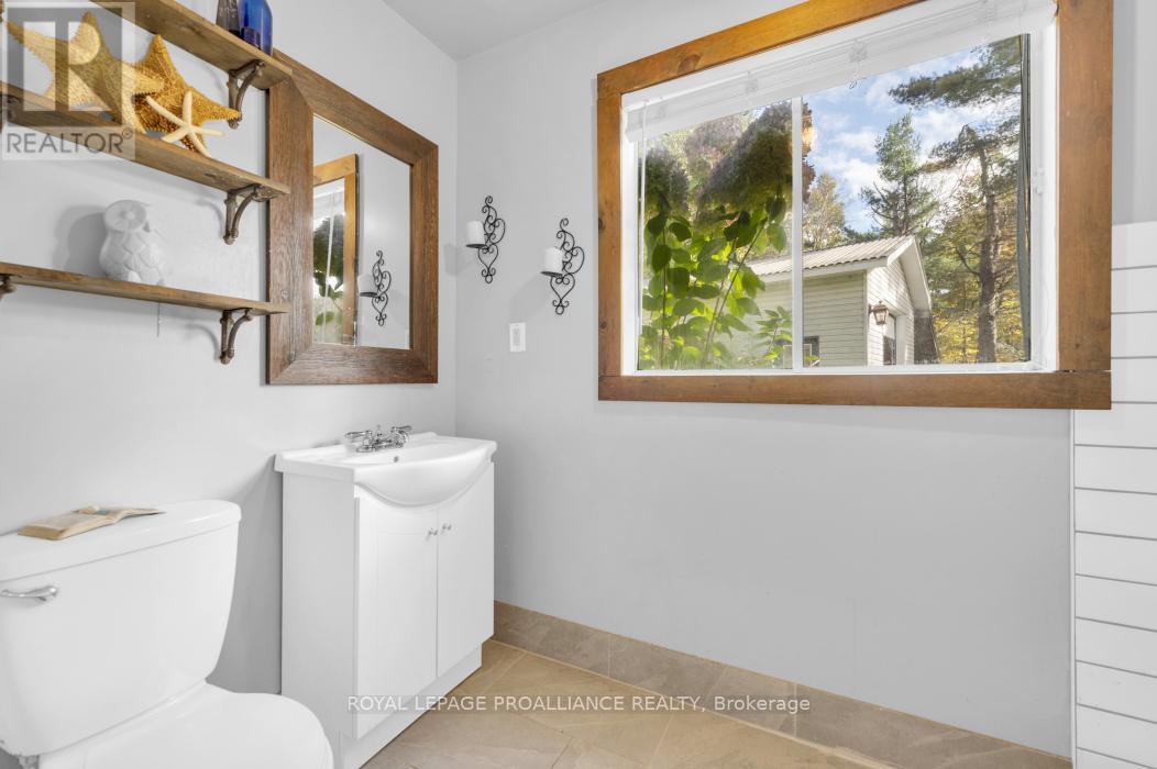 4388 Henderson Road, Frontenac, Ontario  K0H 1B0 - Photo 19 - X12086285