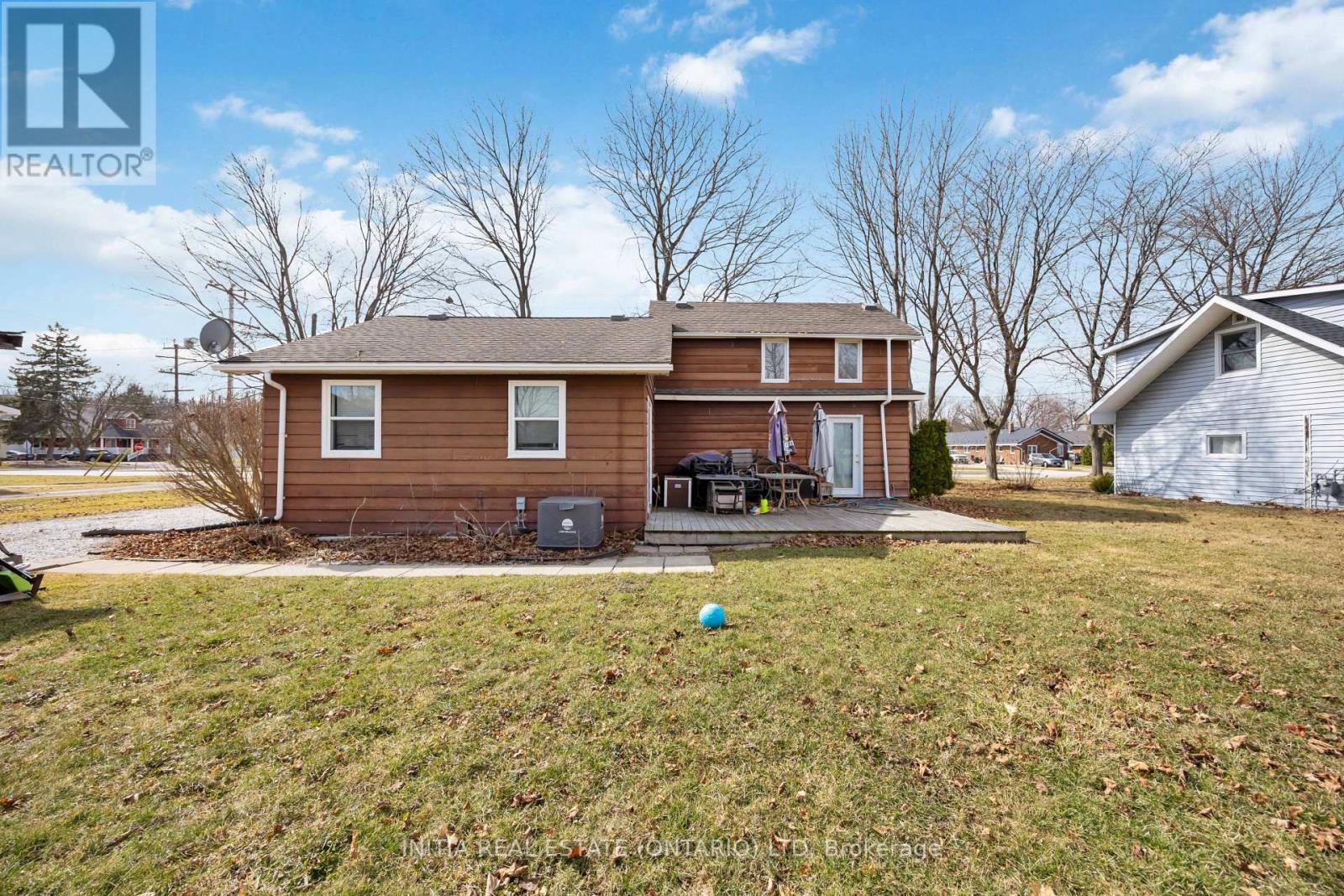 456 Murray Street, St. Clair, Ontario  N0N 1G0 - Photo 27 - X12086216
