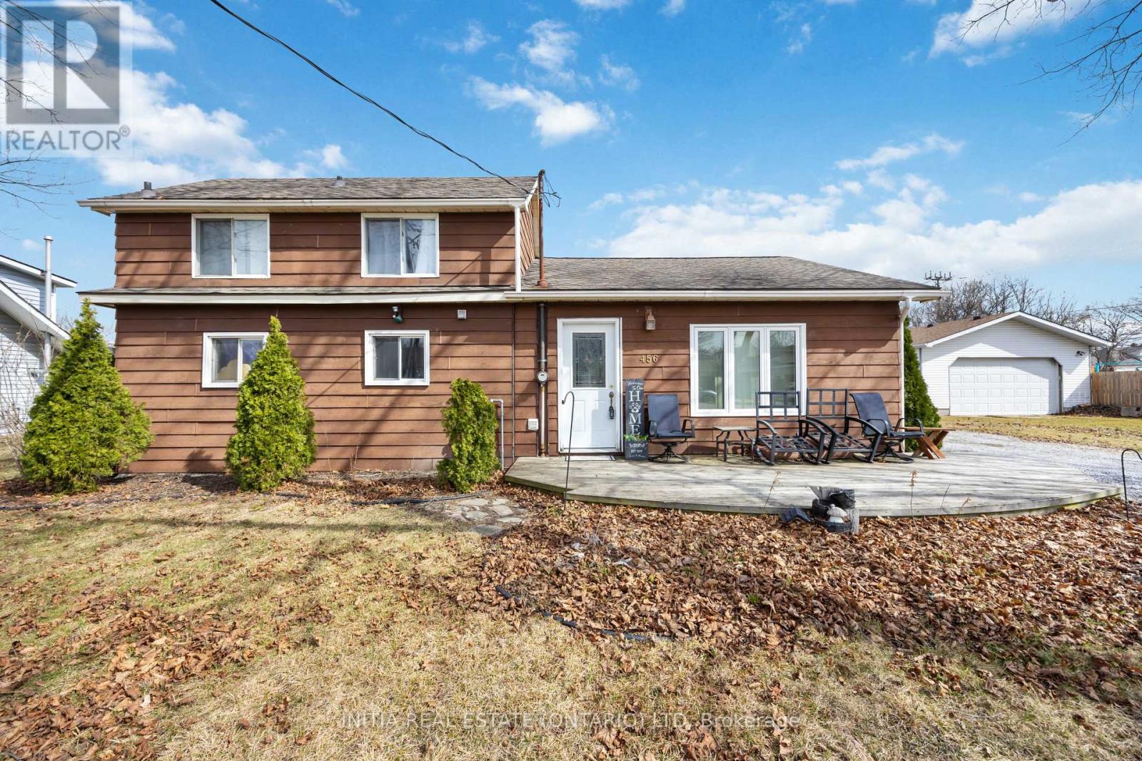 456 Murray Street, St. Clair, Ontario  N0N 1G0 - Photo 3 - X12086216