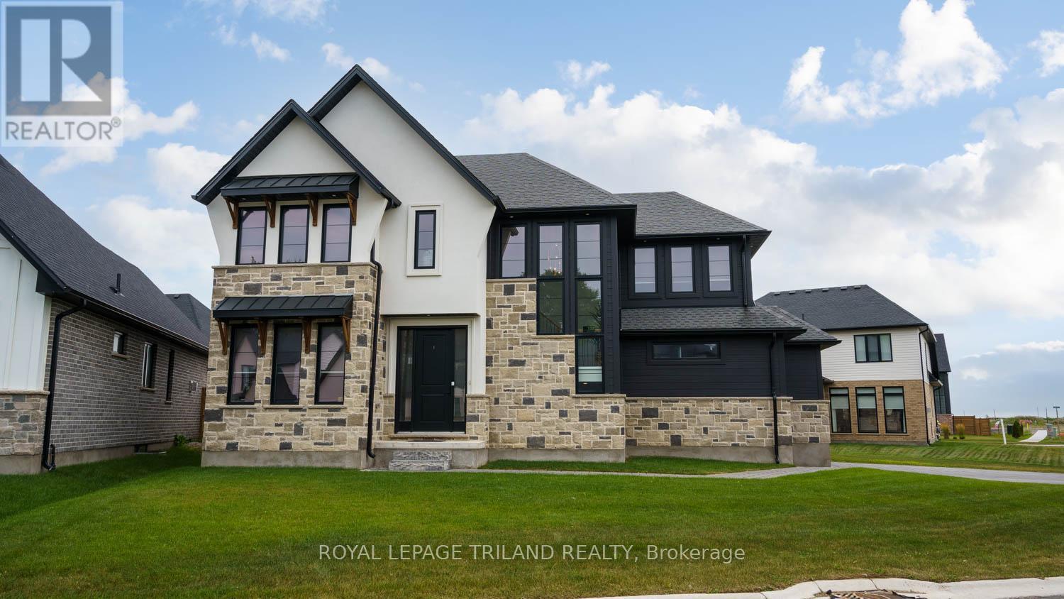 132 Aspen Circle, Thames Centre, Ontario  N0M 2P0 - Photo 1 - X12086275