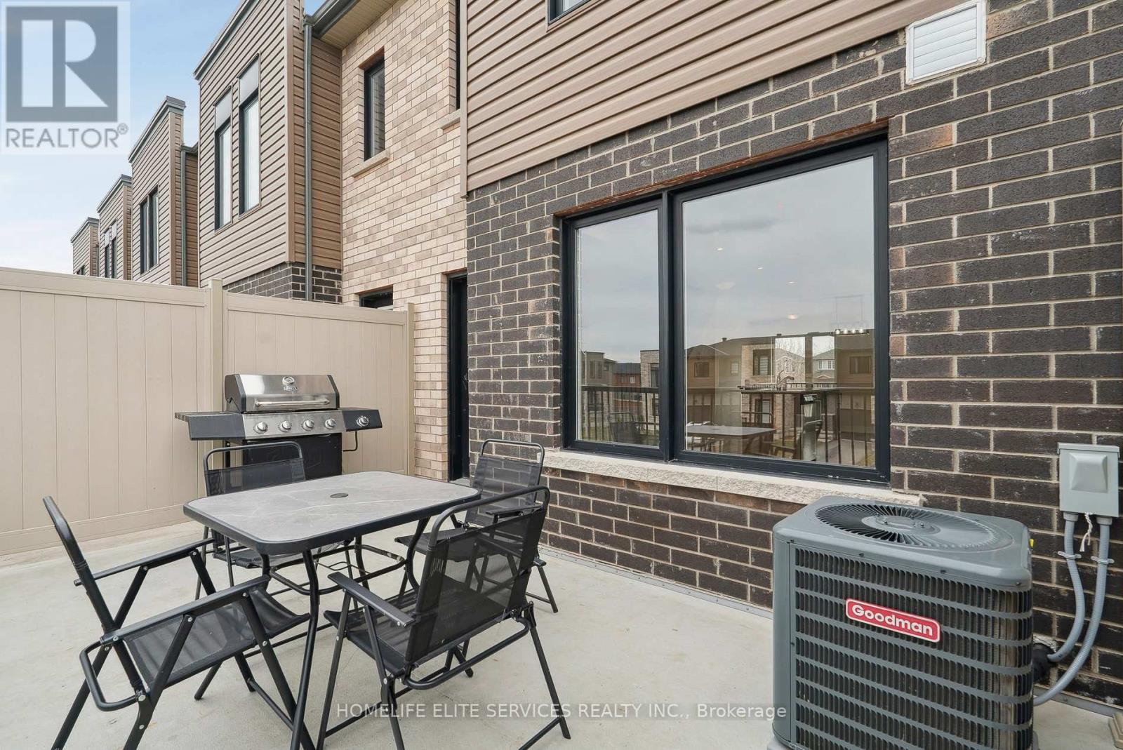 57 Fairlane Avenue, Barrie, Ontario  L9J 0N1 - Photo 31 - S12079409