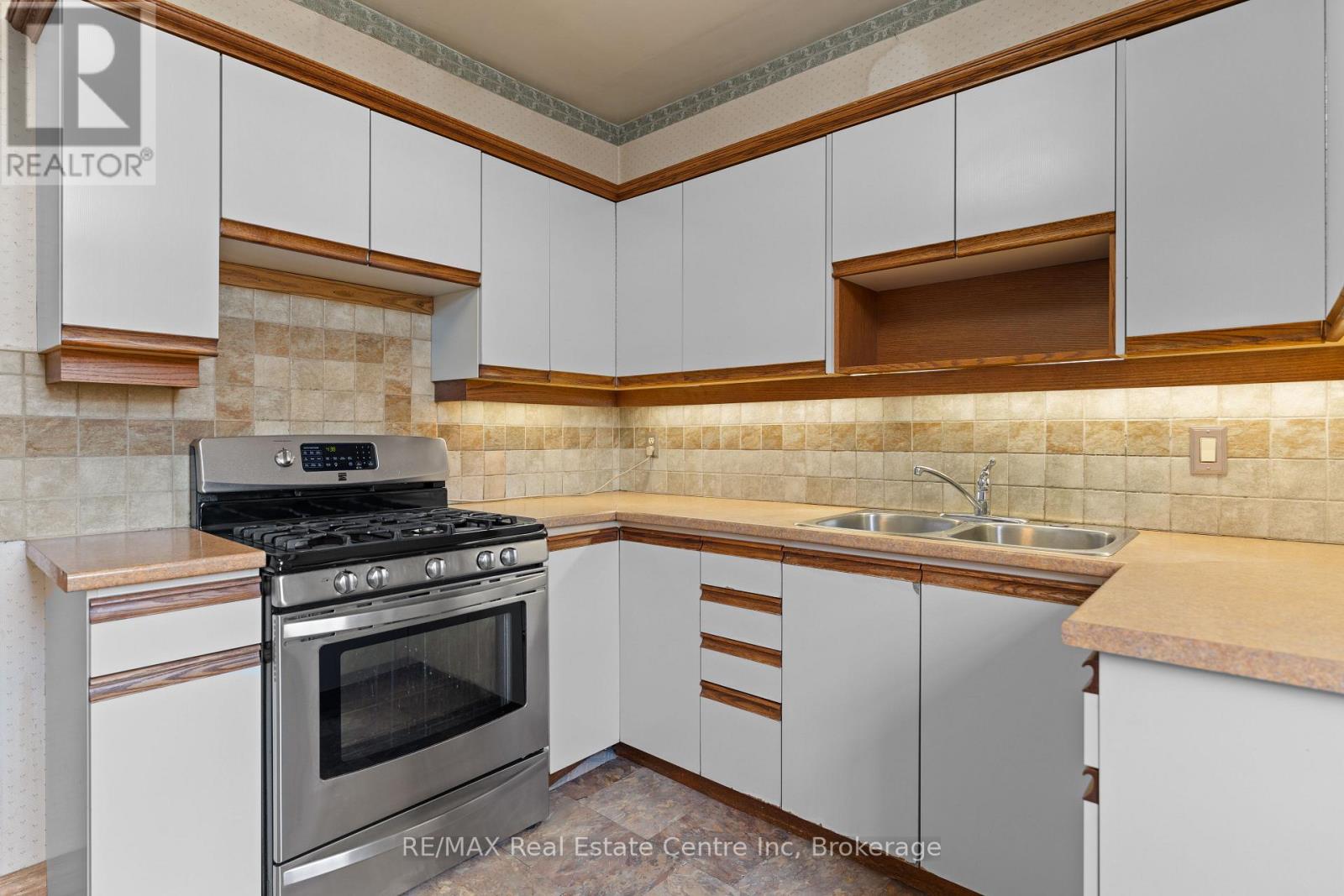 49 Albert Street, Guelph, Ontario  N1G 1C7 - Photo 19 - X12082737