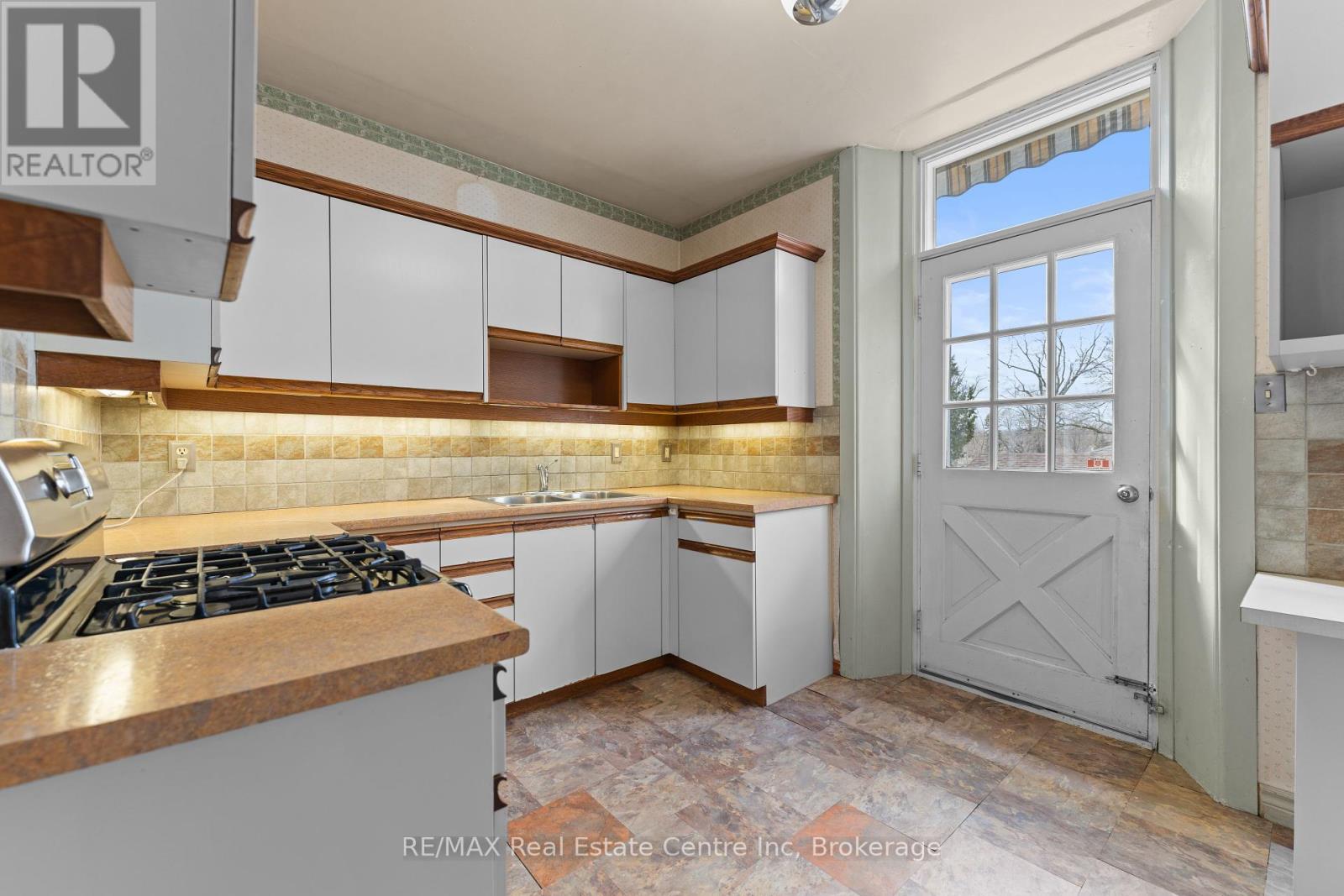 49 Albert Street, Guelph, Ontario  N1G 1C7 - Photo 20 - X12082737