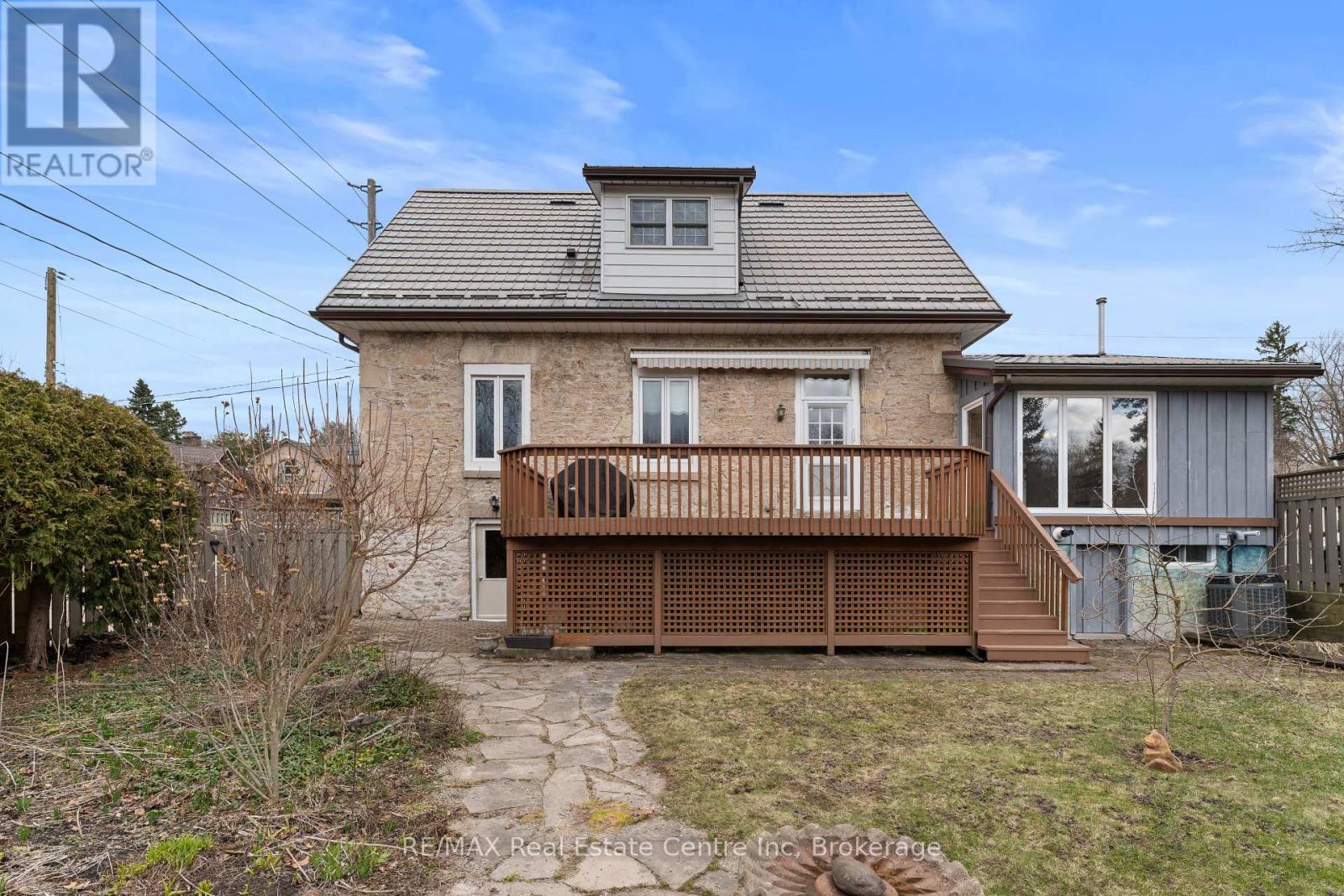 49 Albert Street, Guelph, Ontario  N1G 1C7 - Photo 5 - X12082737