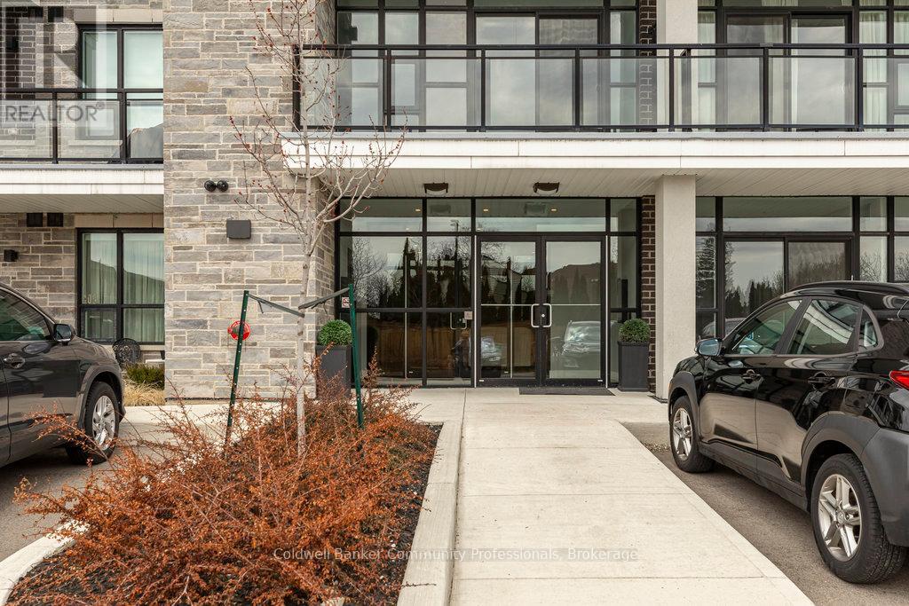 Property at 208 - 120 SPRINGVALLEY CRESCENT image 3