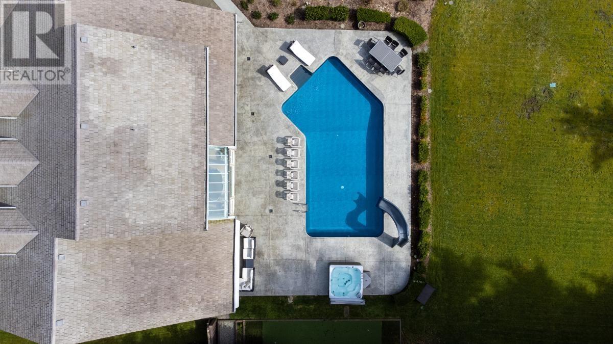 120 Strong Road, Anmore, British Columbia  V3H 5E9 - Photo 32 - R2988047