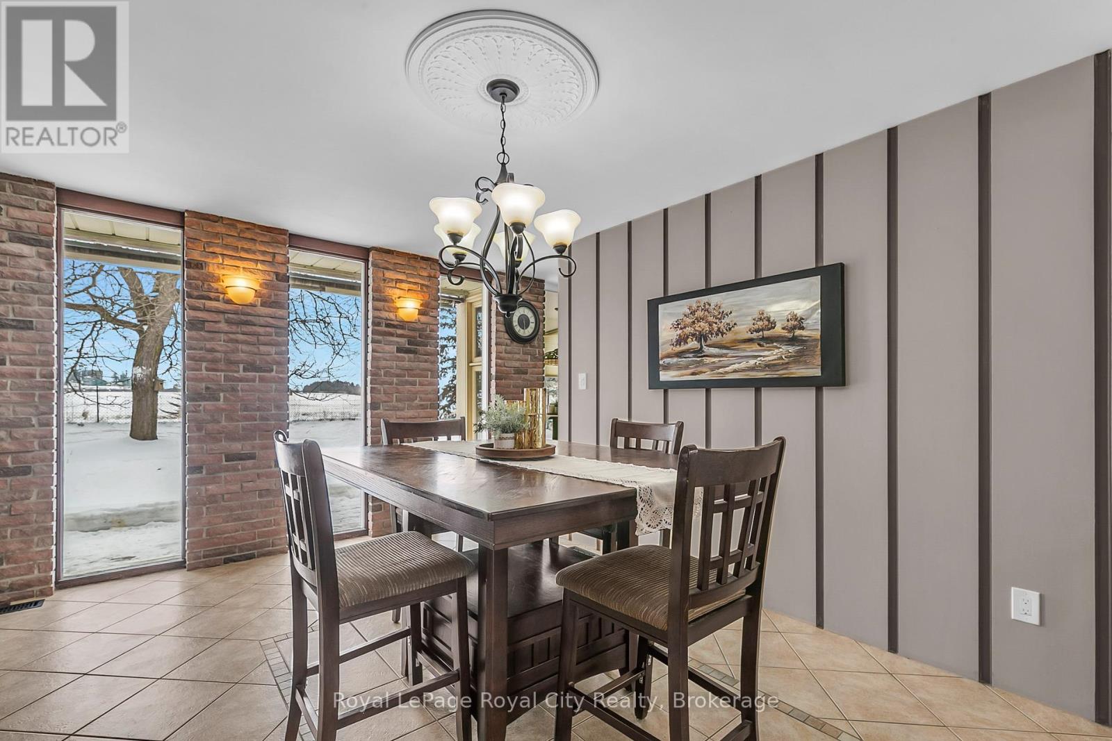 24 Skyway Drive, Guelph/eramosa, Ontario  N1H 6H8 - Photo 11 - X12086265