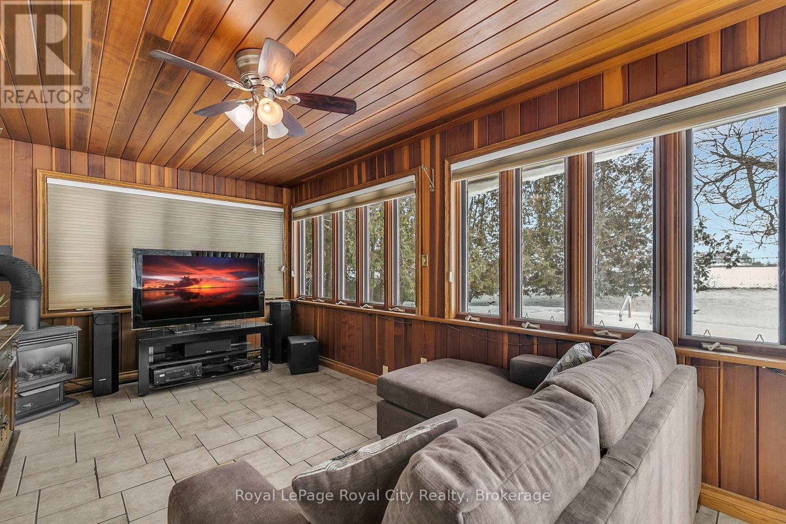 24 Skyway Drive, Guelph/eramosa, Ontario  N1H 6H8 - Photo 13 - X12086265
