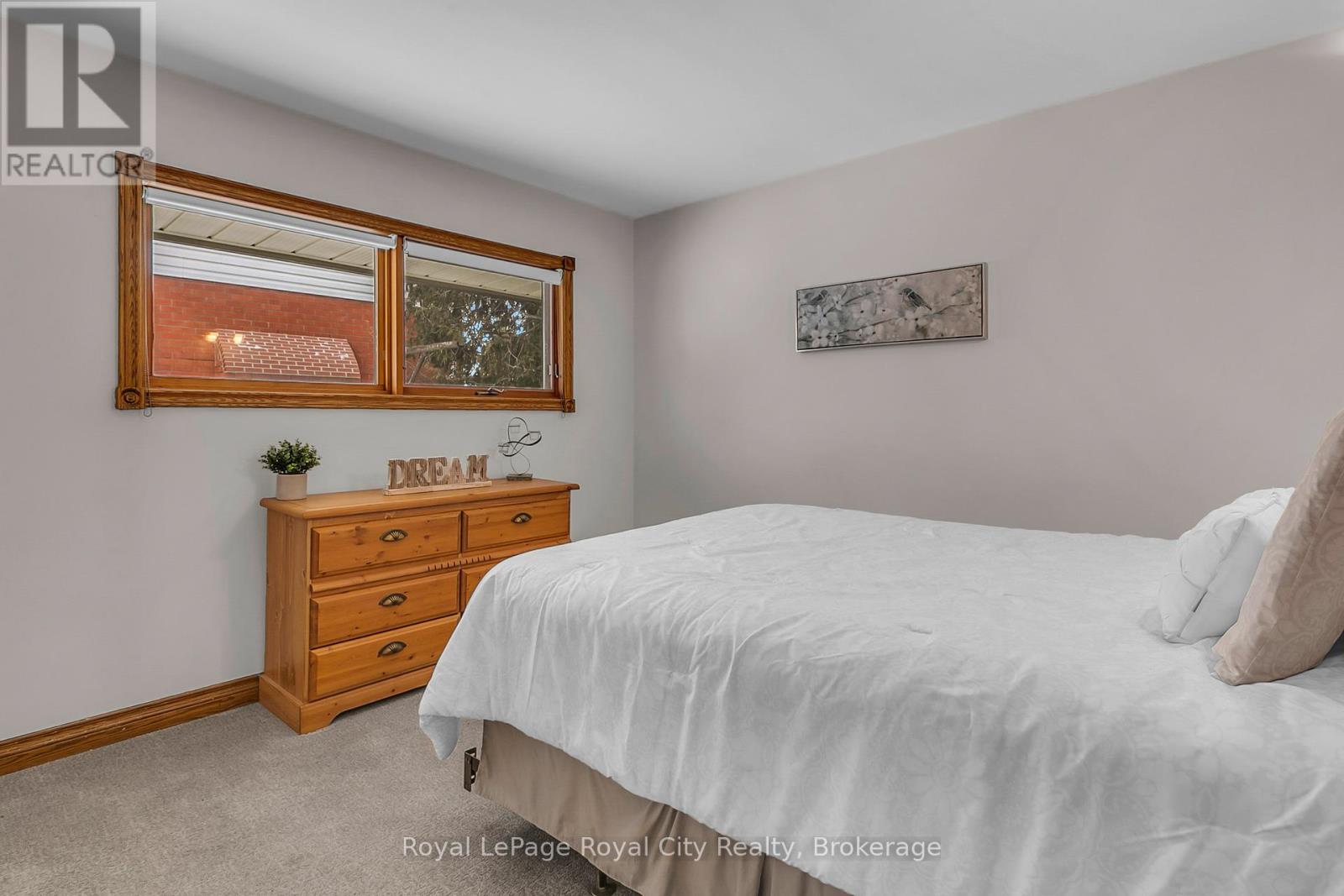 24 Skyway Drive, Guelph/eramosa, Ontario  N1H 6H8 - Photo 27 - X12086265
