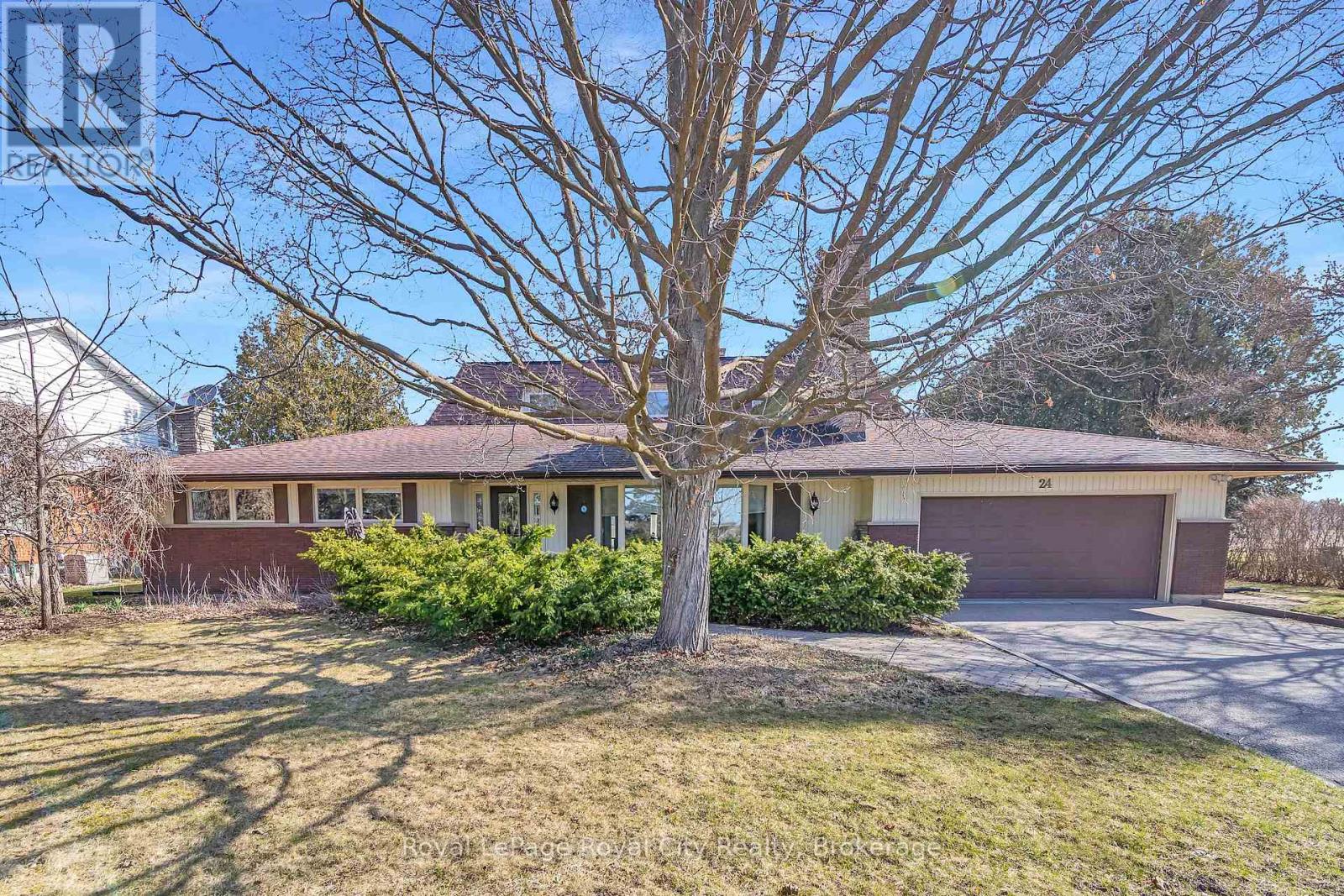 24 Skyway Drive, Guelph/eramosa, Ontario  N1H 6H8 - Photo 3 - X12086265