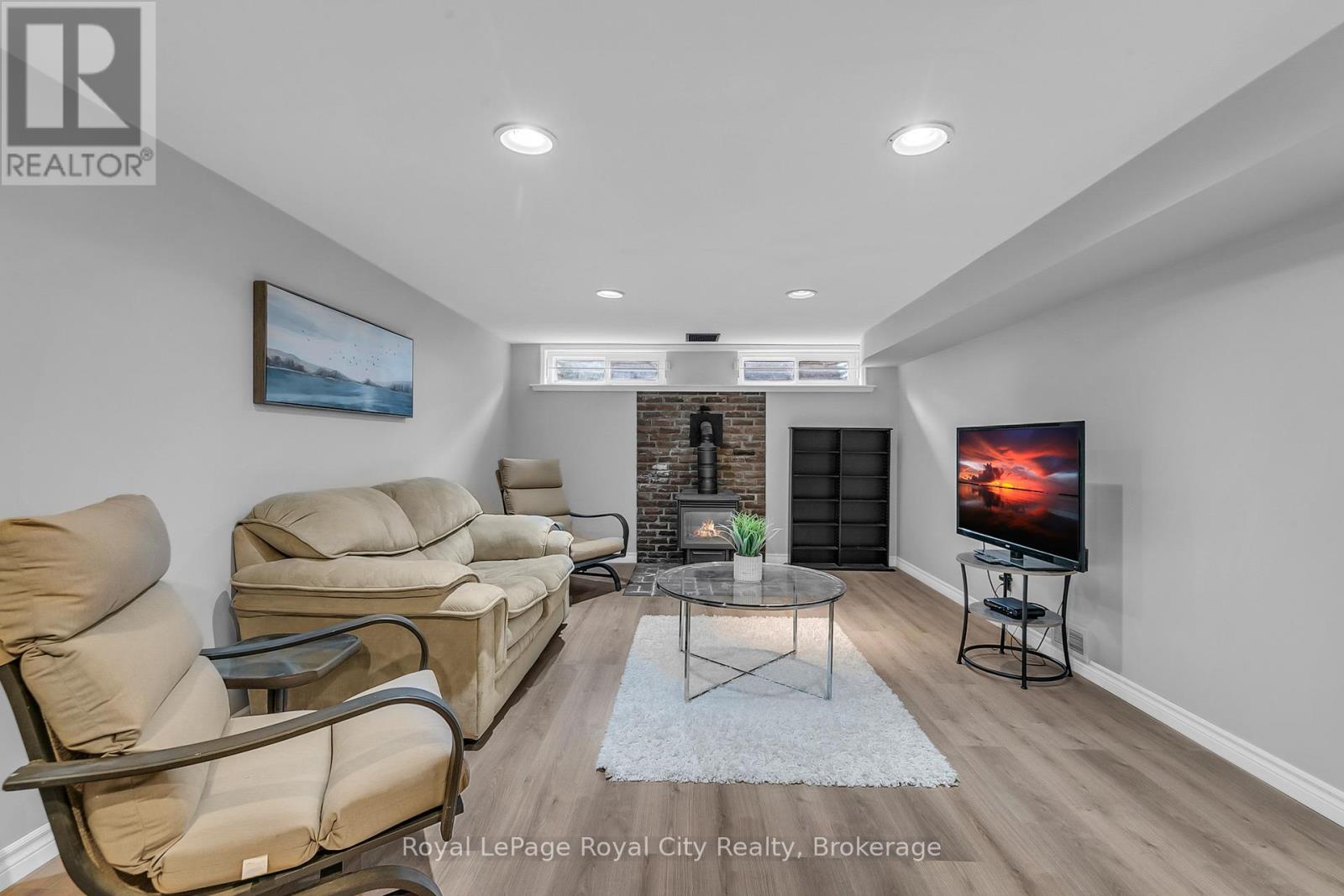 24 Skyway Drive, Guelph/eramosa, Ontario  N1H 6H8 - Photo 35 - X12086265