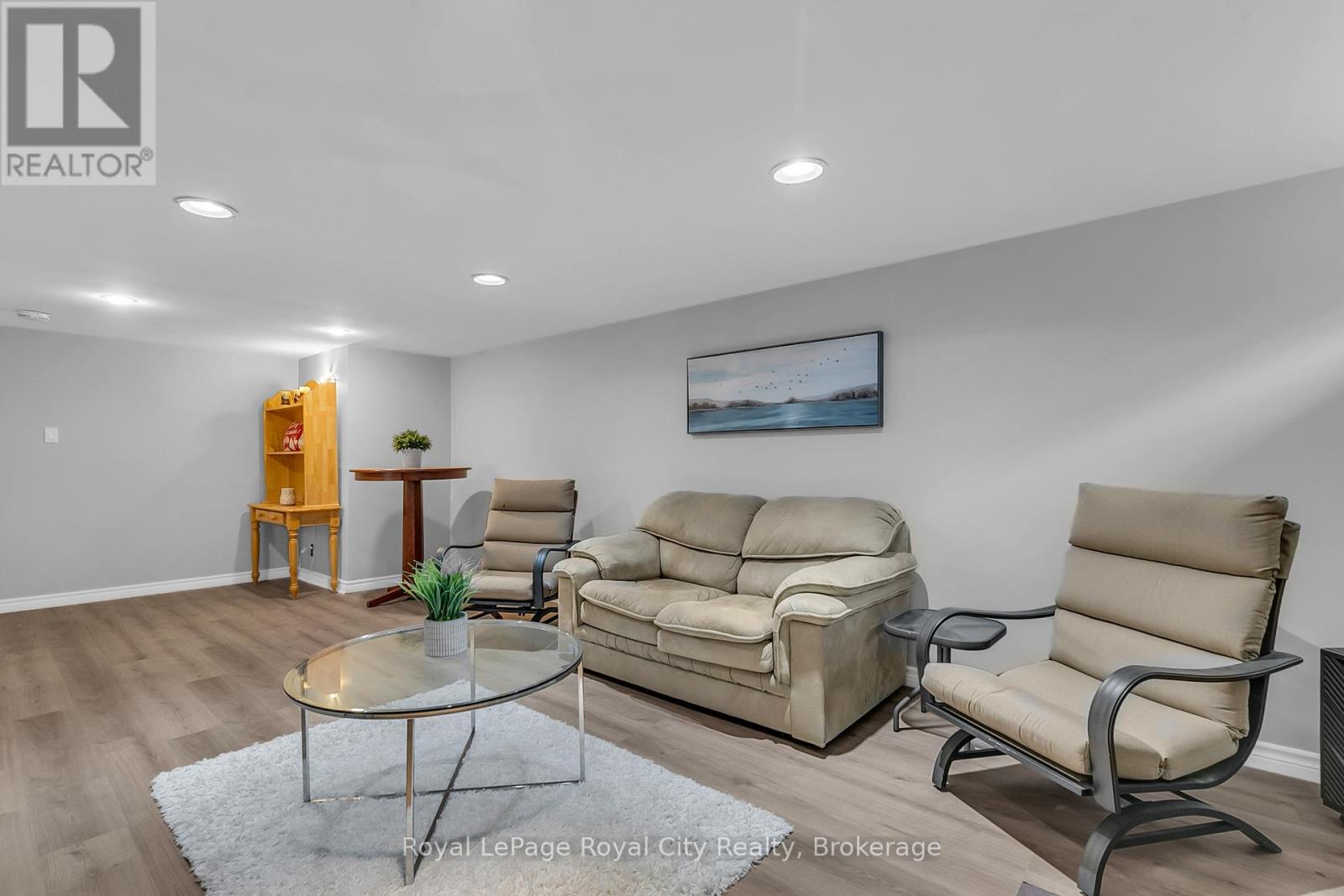 24 Skyway Drive, Guelph/eramosa, Ontario  N1H 6H8 - Photo 36 - X12086265