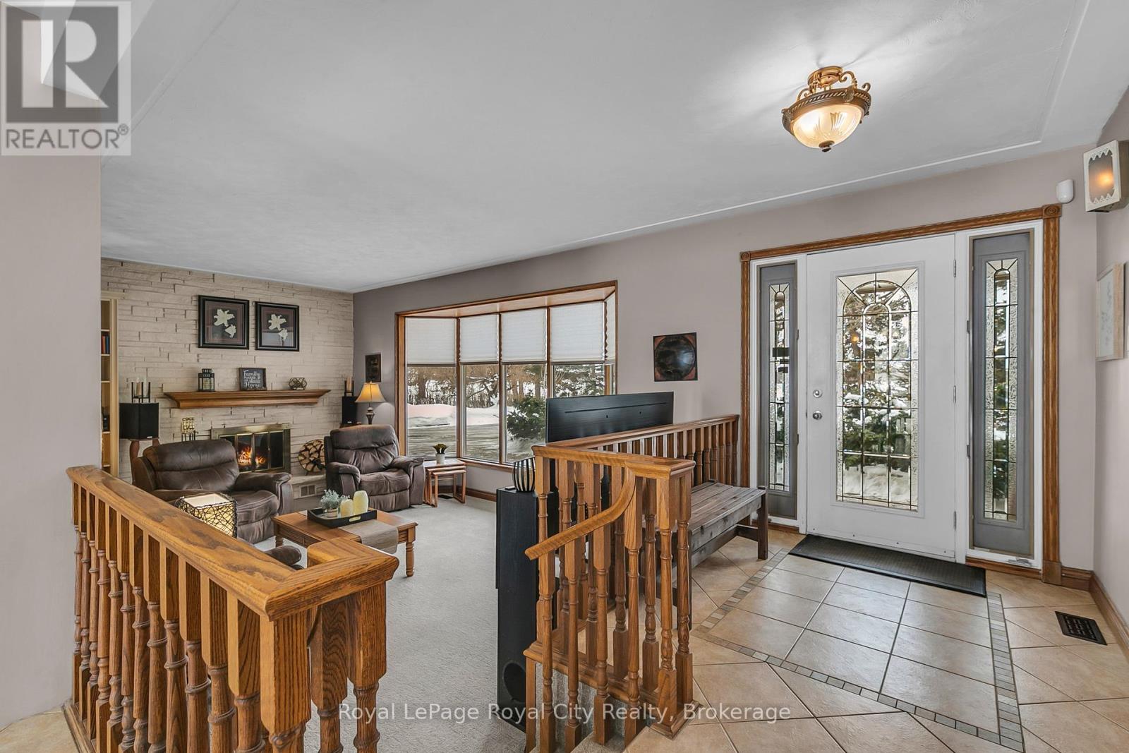 24 Skyway Drive, Guelph/eramosa, Ontario  N1H 6H8 - Photo 6 - X12086265