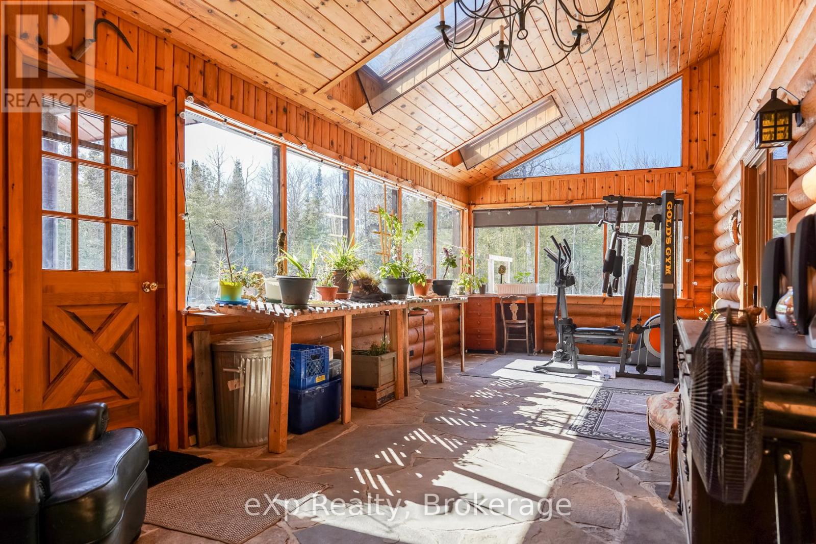 1483 Highway 6, South Bruce Peninsula, Ontario  N0H 2T0 - Photo 11 - X12086271