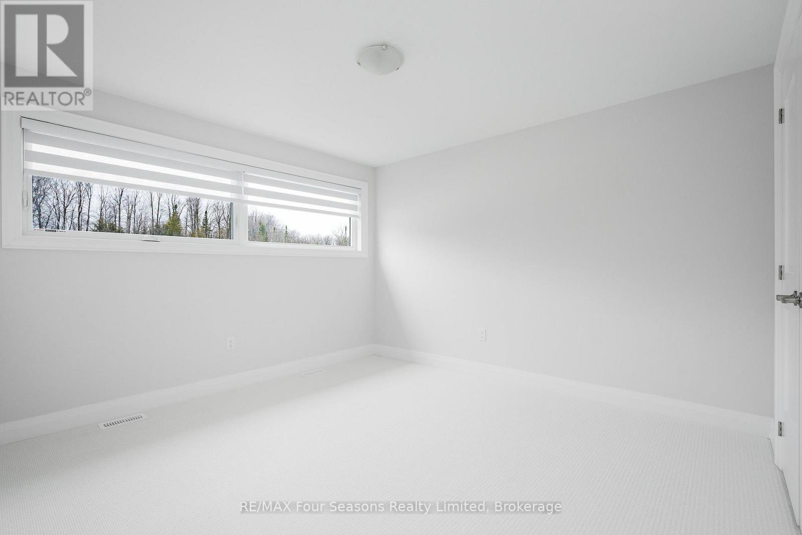 95 Goldie Court, Blue Mountains, Ontario  N0H 1J0 - Photo 30 - X12086272