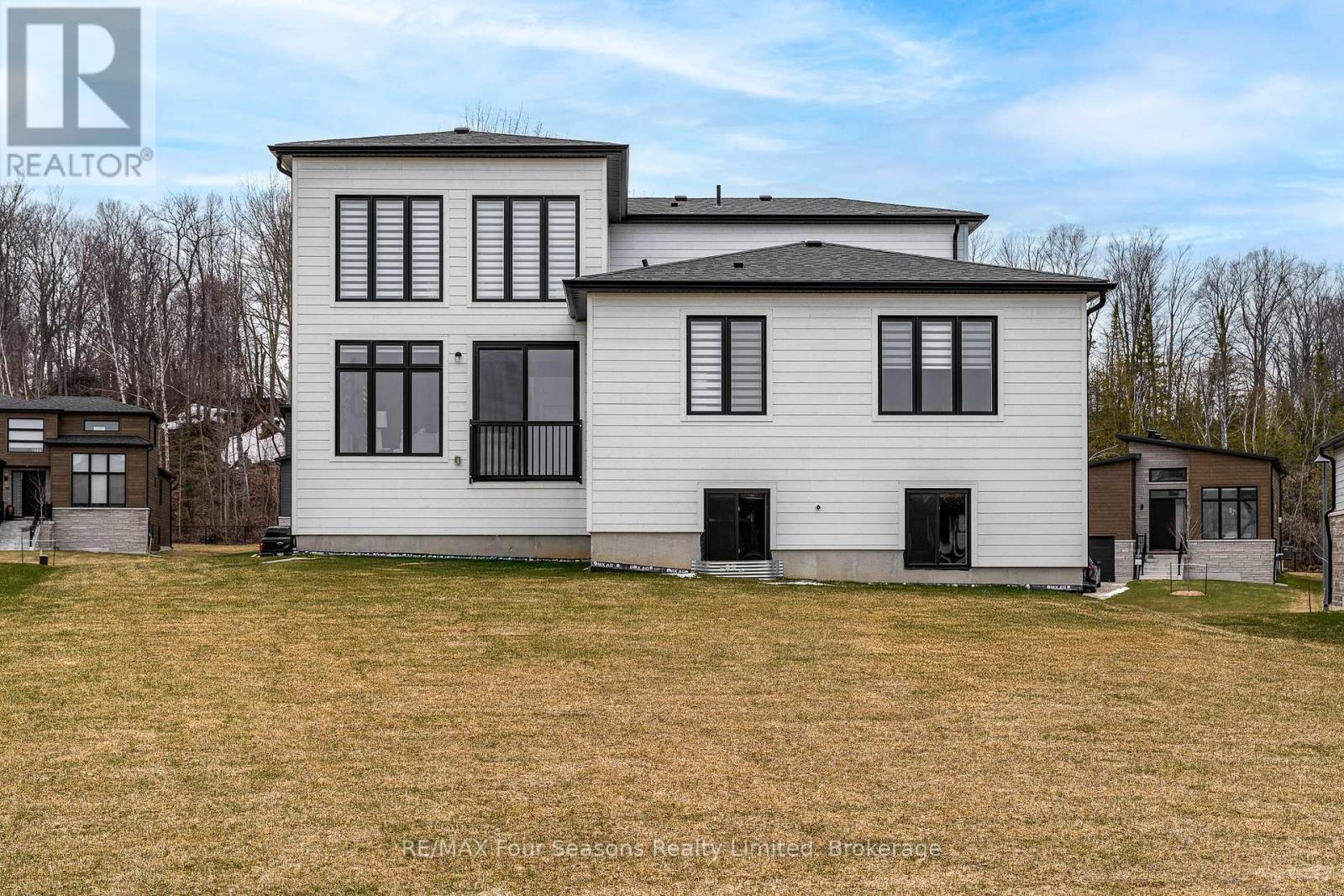 95 Goldie Court, Blue Mountains, Ontario  N0H 1J0 - Photo 32 - X12086272