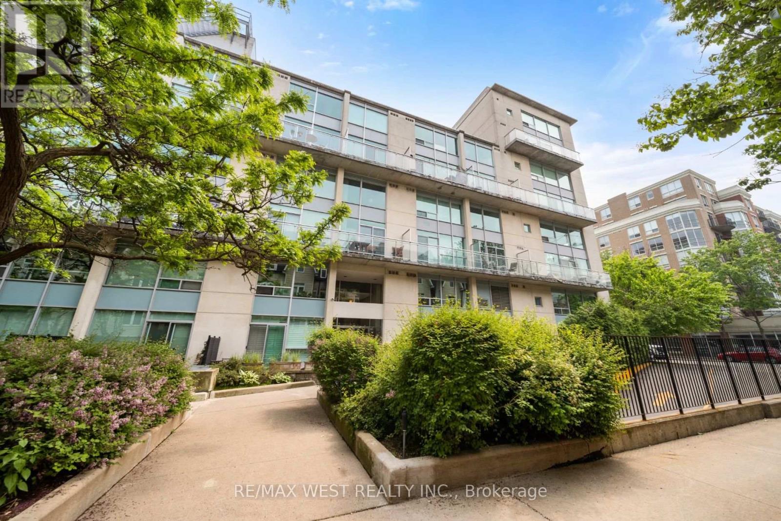 510 - 954 King Street W, Toronto (Niagara), Ontario  M6K 3L9 - Photo 1 - C12086333