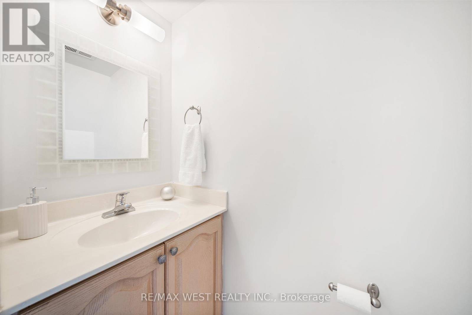 510 - 954 King Street W, Toronto (Niagara), Ontario  M6K 3L9 - Photo 9 - C12086333