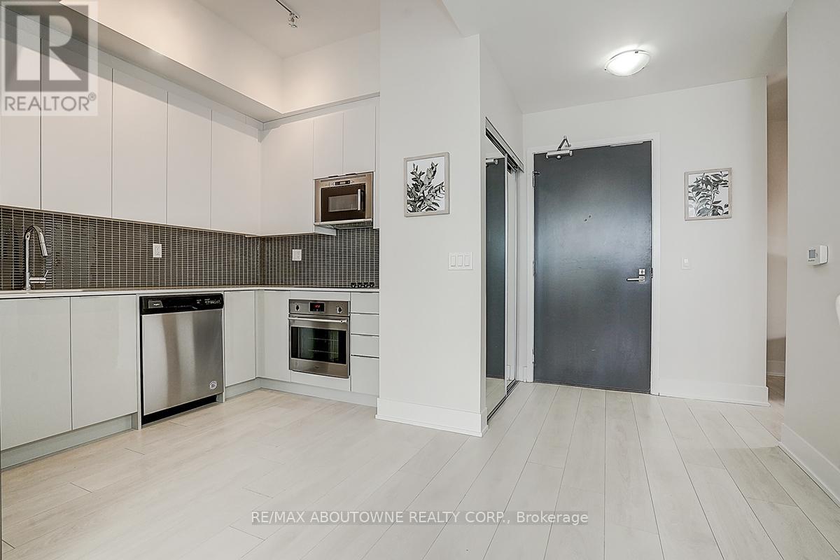 3704 - 2908 Highway 7 Road W, Vaughan, Ontario  L4K 0K5 - Photo 30 - N12086257