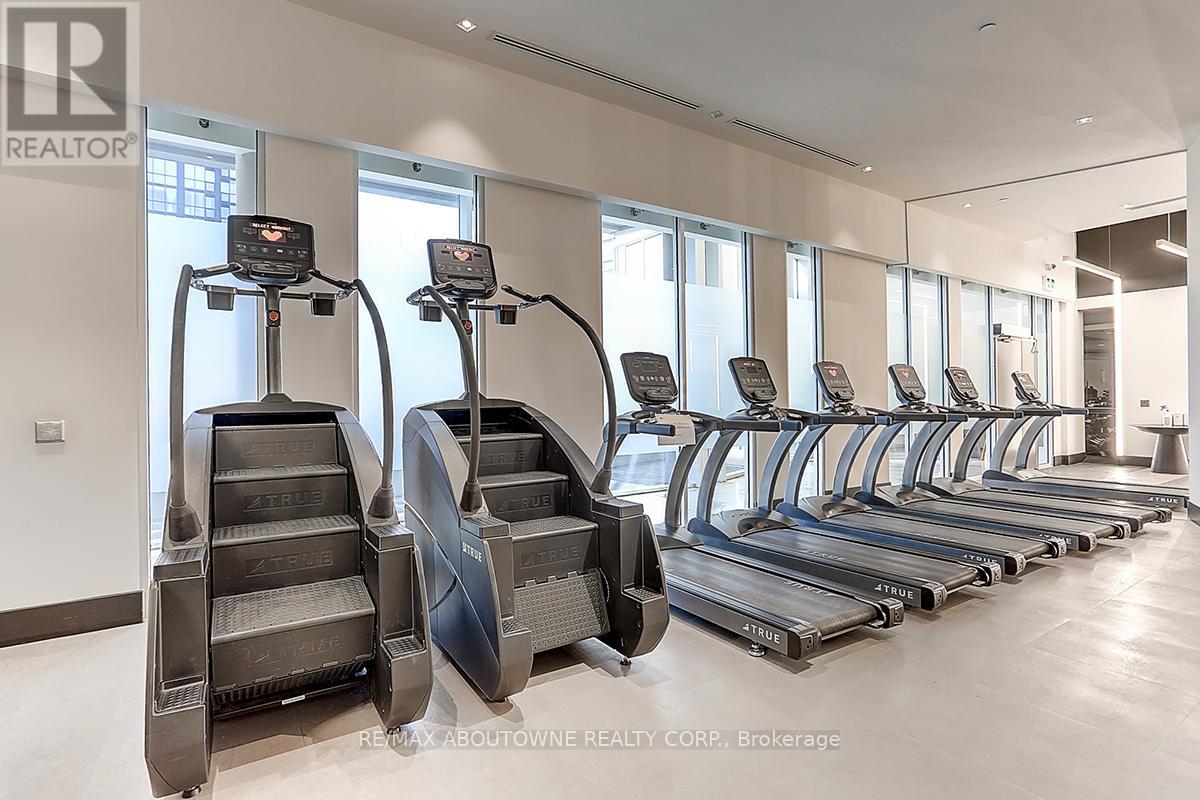 3704 - 2908 Highway 7 Road W, Vaughan, Ontario  L4K 0K5 - Photo 44 - N12086257