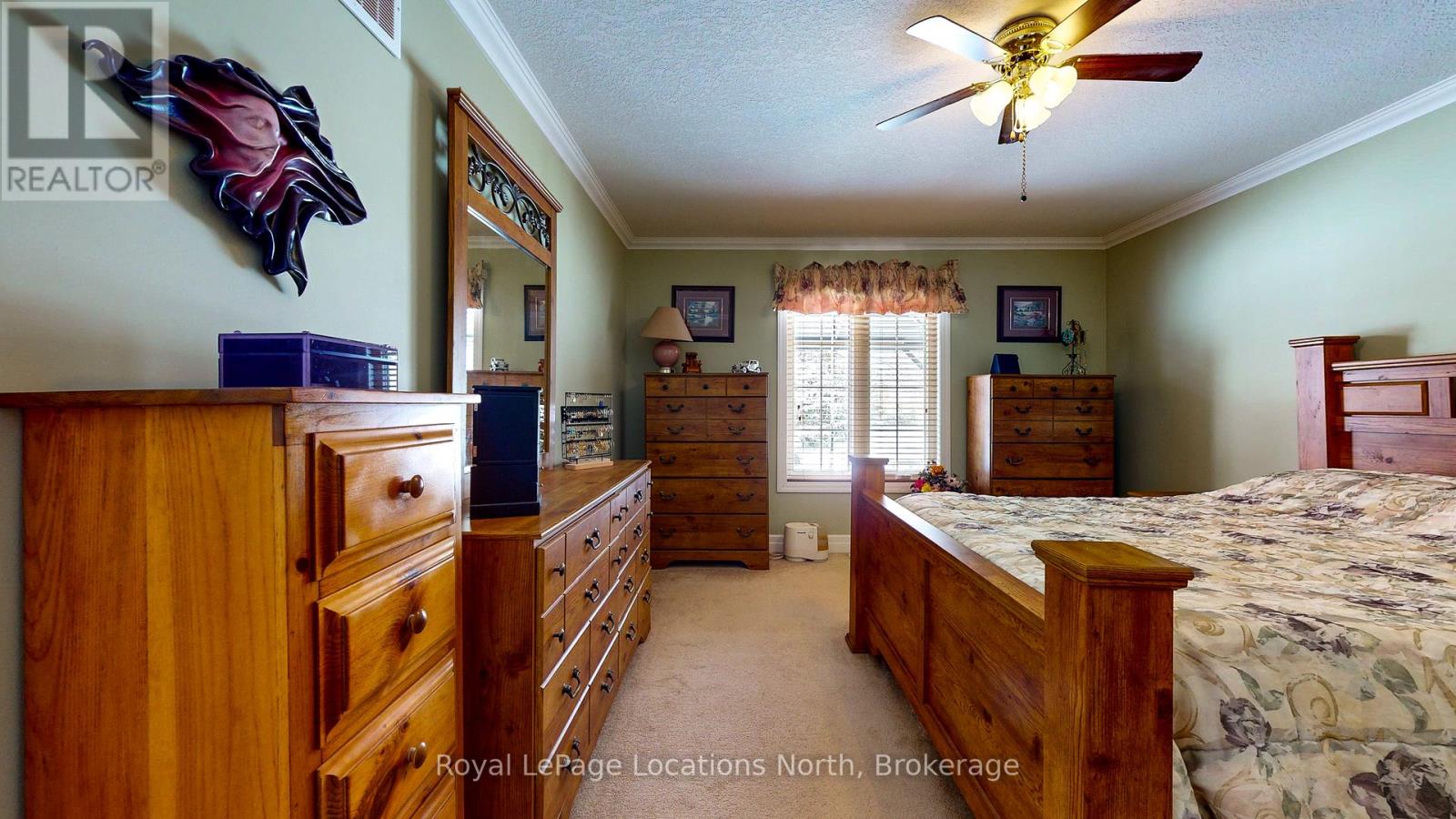 54 New York Avenue, Wasaga Beach, Ontario  L9Z 3A8 - Photo 31 - S11959475