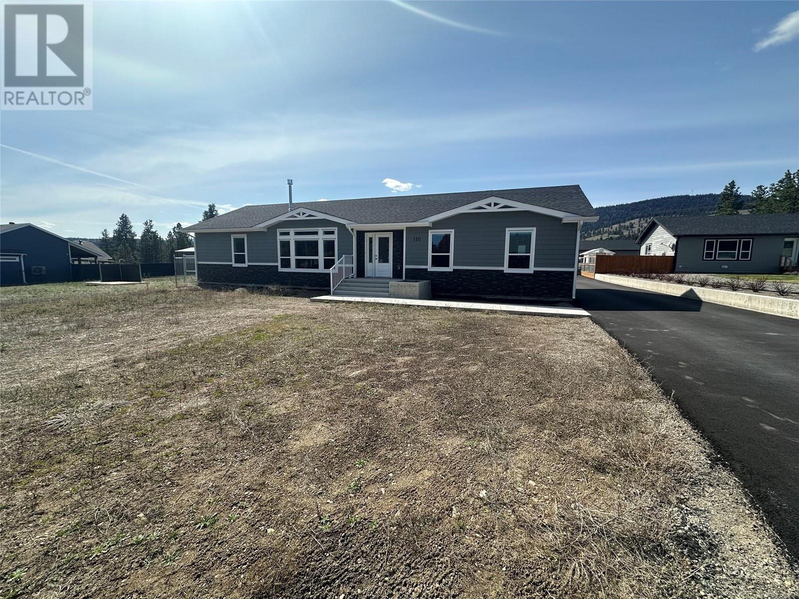 Property at 110 China Creek Road W Road image 4