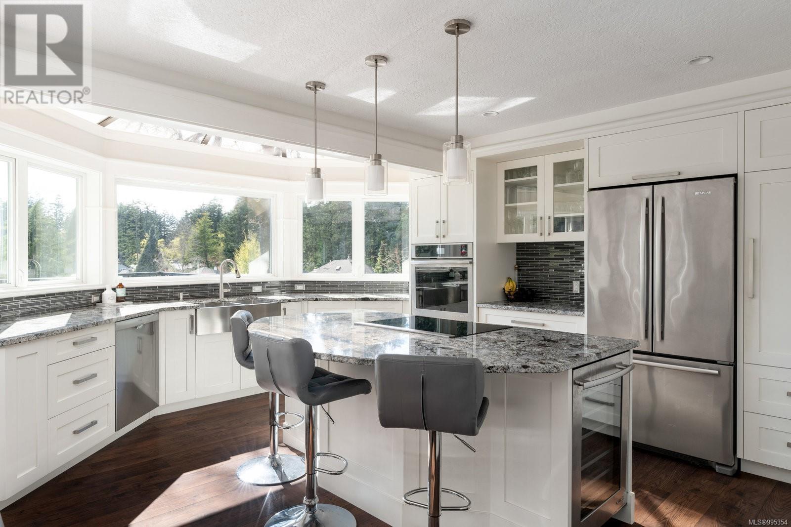 Property at 1006 Pheasantwood Pl image 4
