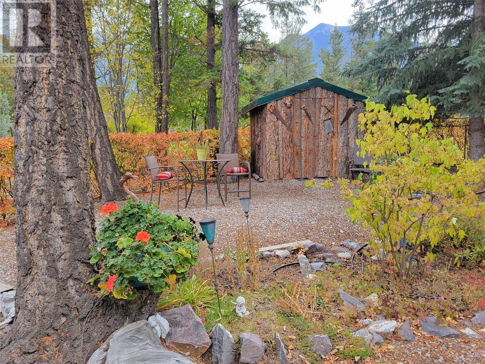 5144 Riverview Crescent, Fairmont Hot Springs, British Columbia  V0B 1L1 - Photo 52 - 10334375