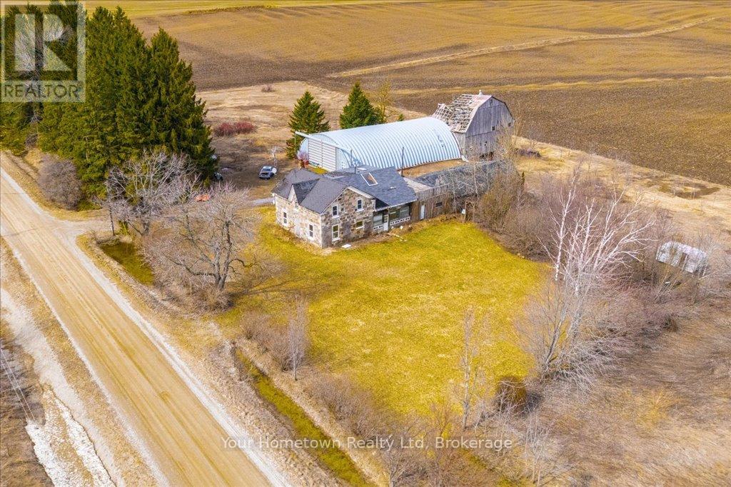 012189 East-West Garafraxa Townline, Centre Wellington, Ontario  L9W 6Y3 - Photo 5 - X12086360