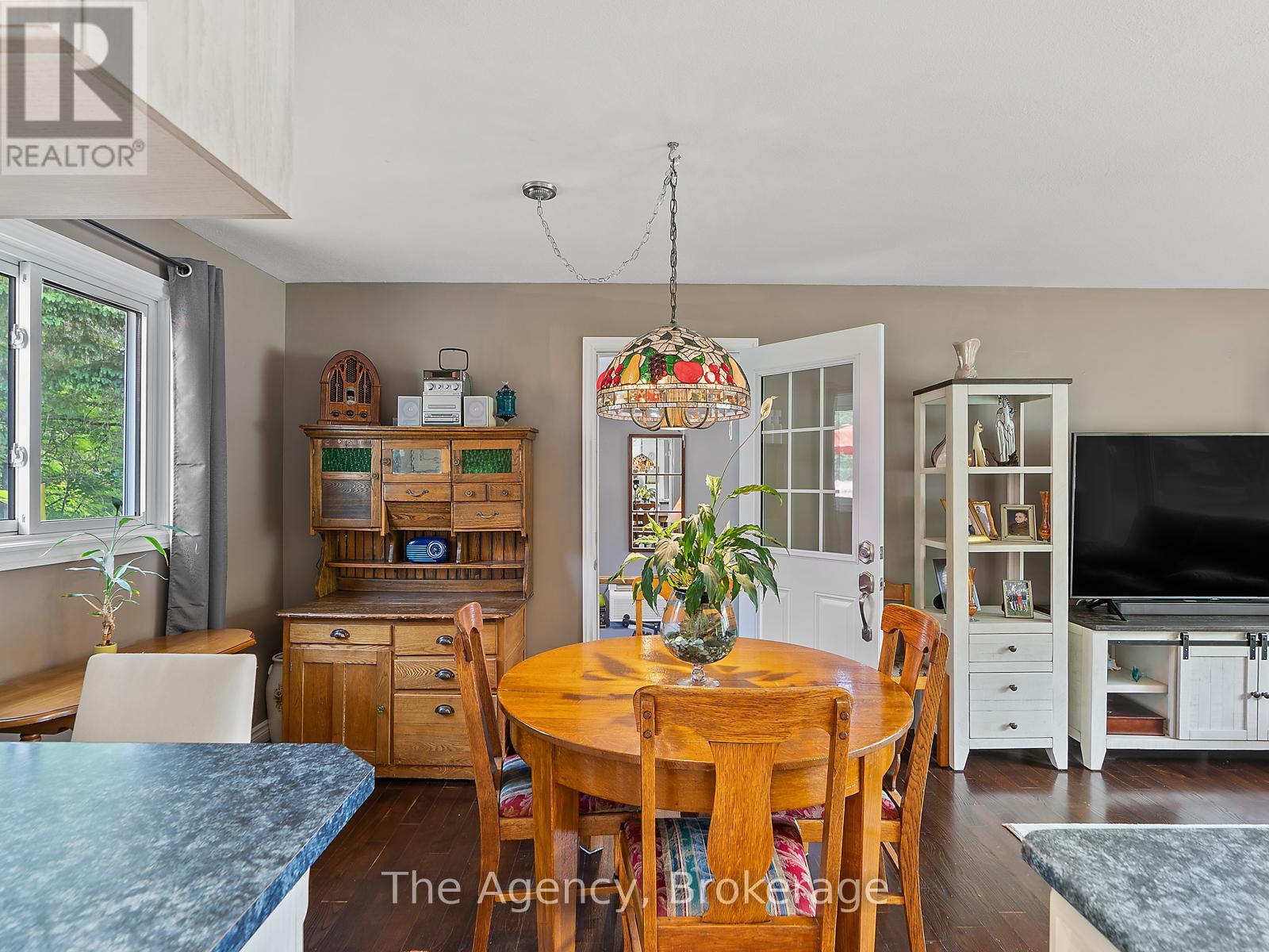 29 Kaye Road, Bracebridge, Ontario  P1L 1L1 - Photo 21 - X12086383