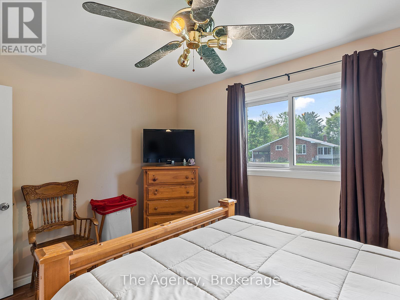 29 Kaye Road, Bracebridge, Ontario  P1L 1L1 - Photo 30 - X12086383