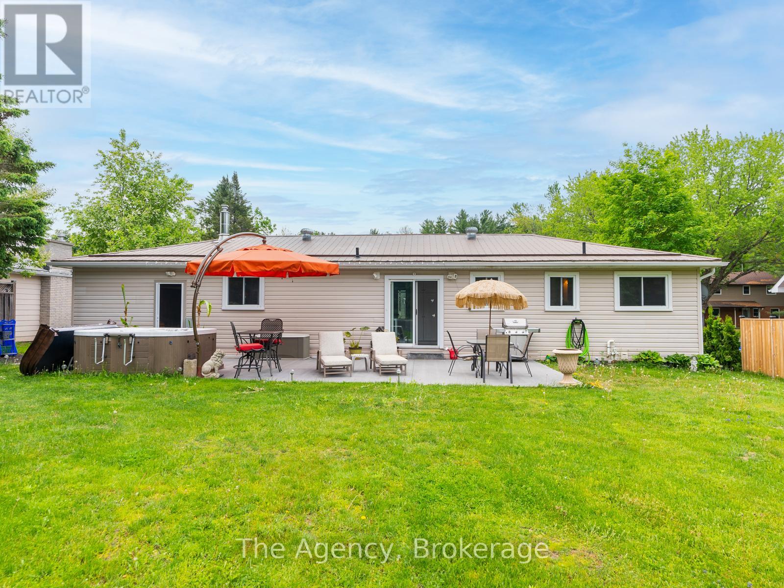 29 Kaye Road, Bracebridge, Ontario  P1L 1L1 - Photo 8 - X12086383