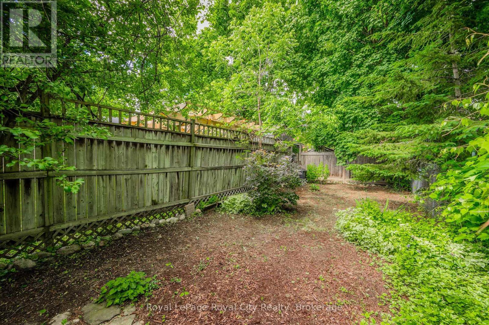 108 Harris Street, Guelph, Ontario  N1E 5T1 - Photo 31 - X12086418