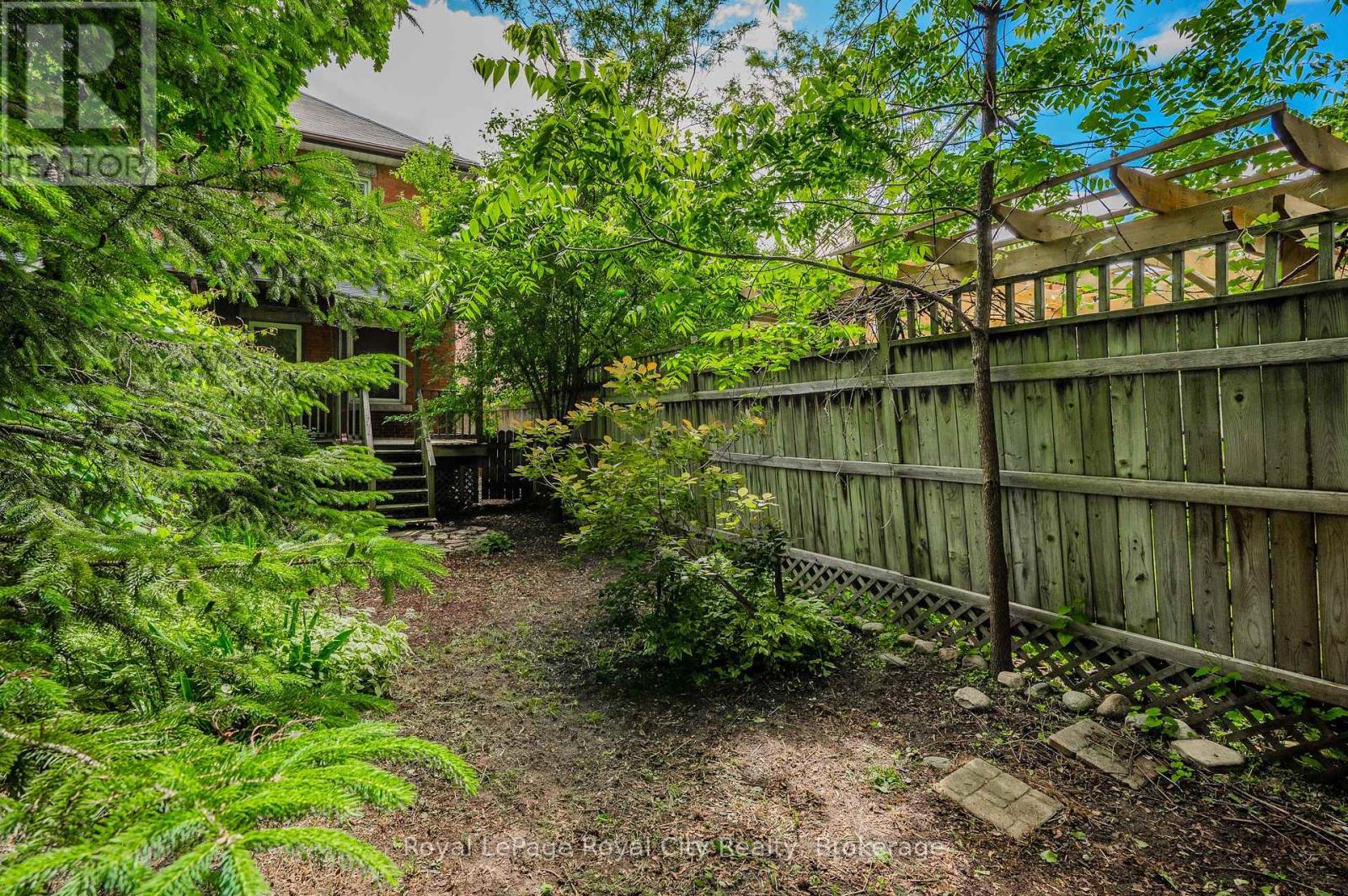 108 Harris Street, Guelph, Ontario  N1E 5T1 - Photo 33 - X12086418