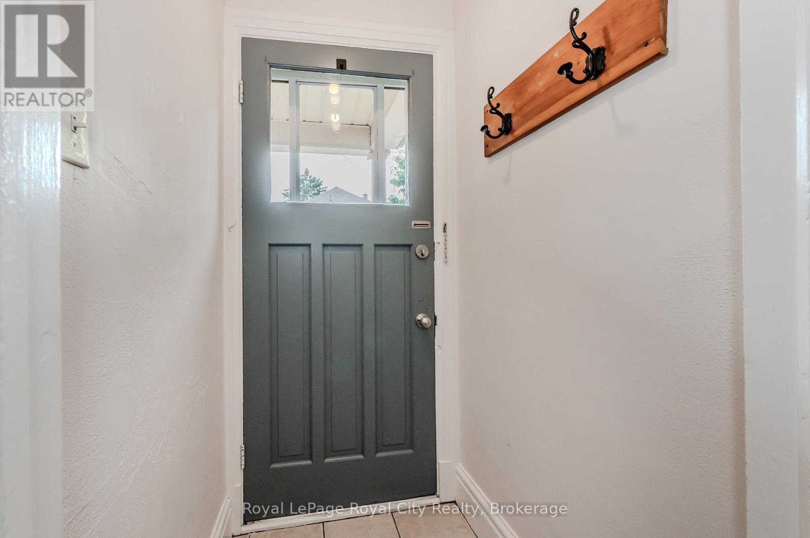 108 Harris Street, Guelph, Ontario  N1E 5T1 - Photo 5 - X12086418
