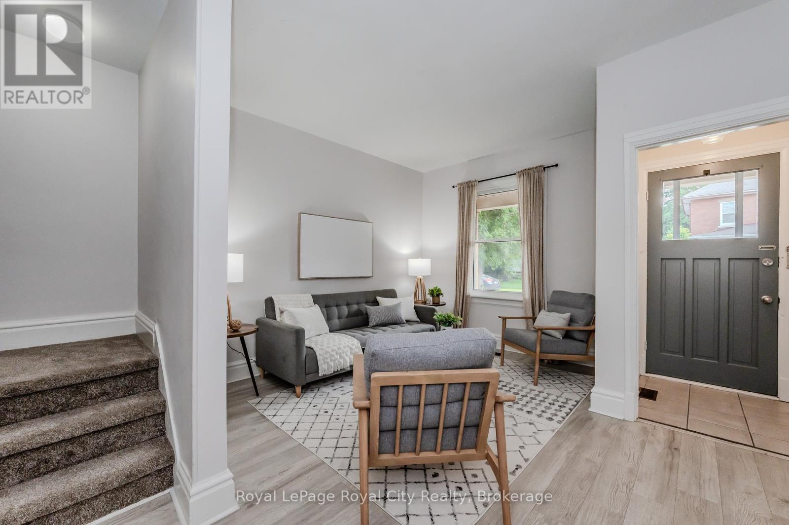 108 Harris Street, Guelph, Ontario  N1E 5T1 - Photo 6 - X12086418