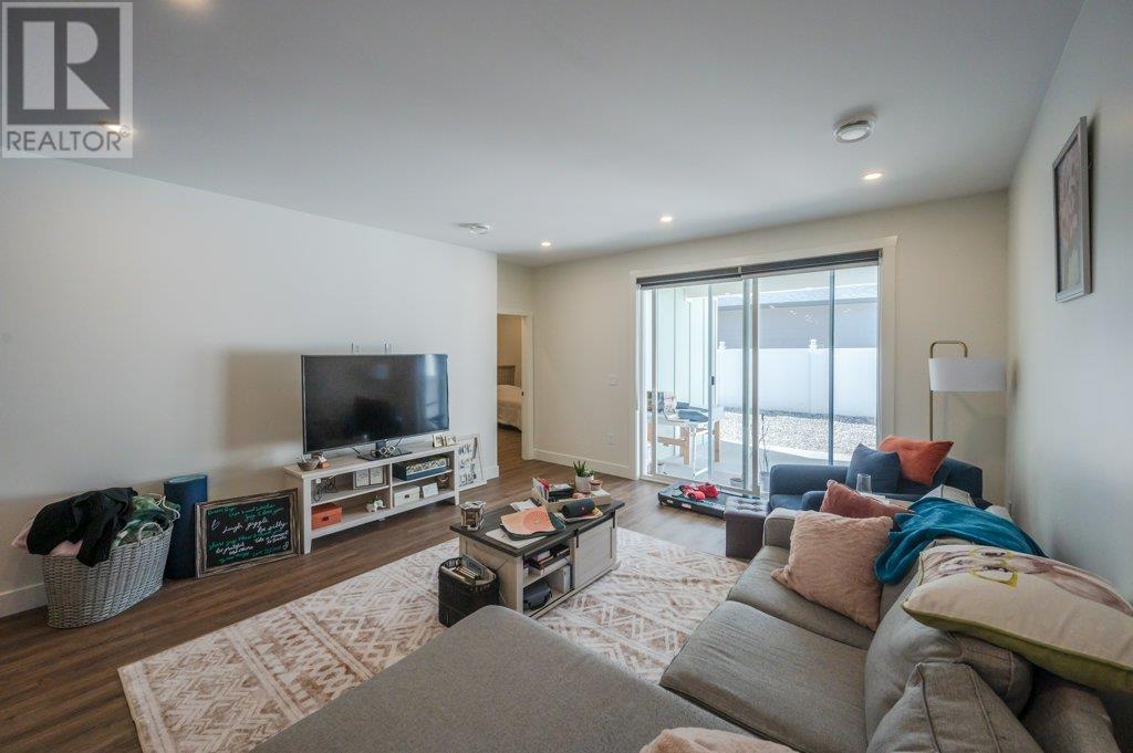 Property at 288 BENTGRASS Avenue image 5