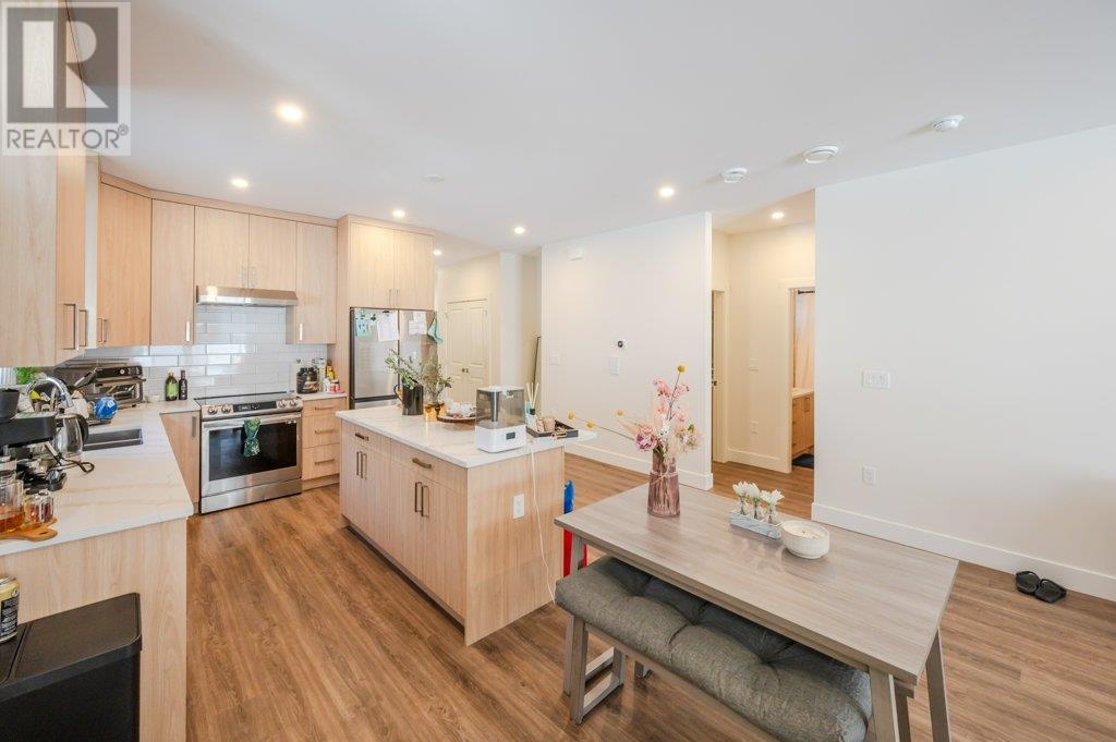Property at 288 BENTGRASS Avenue image 2