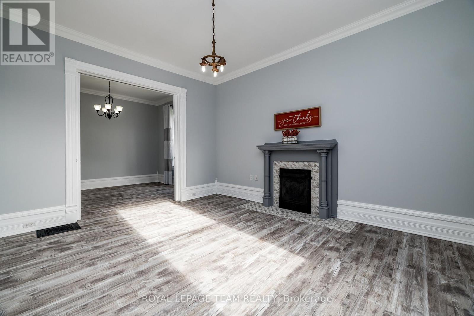 294 Dumbrille Street, North Grenville, Ontario  K0G 1J0 - Photo 15 - X12086304