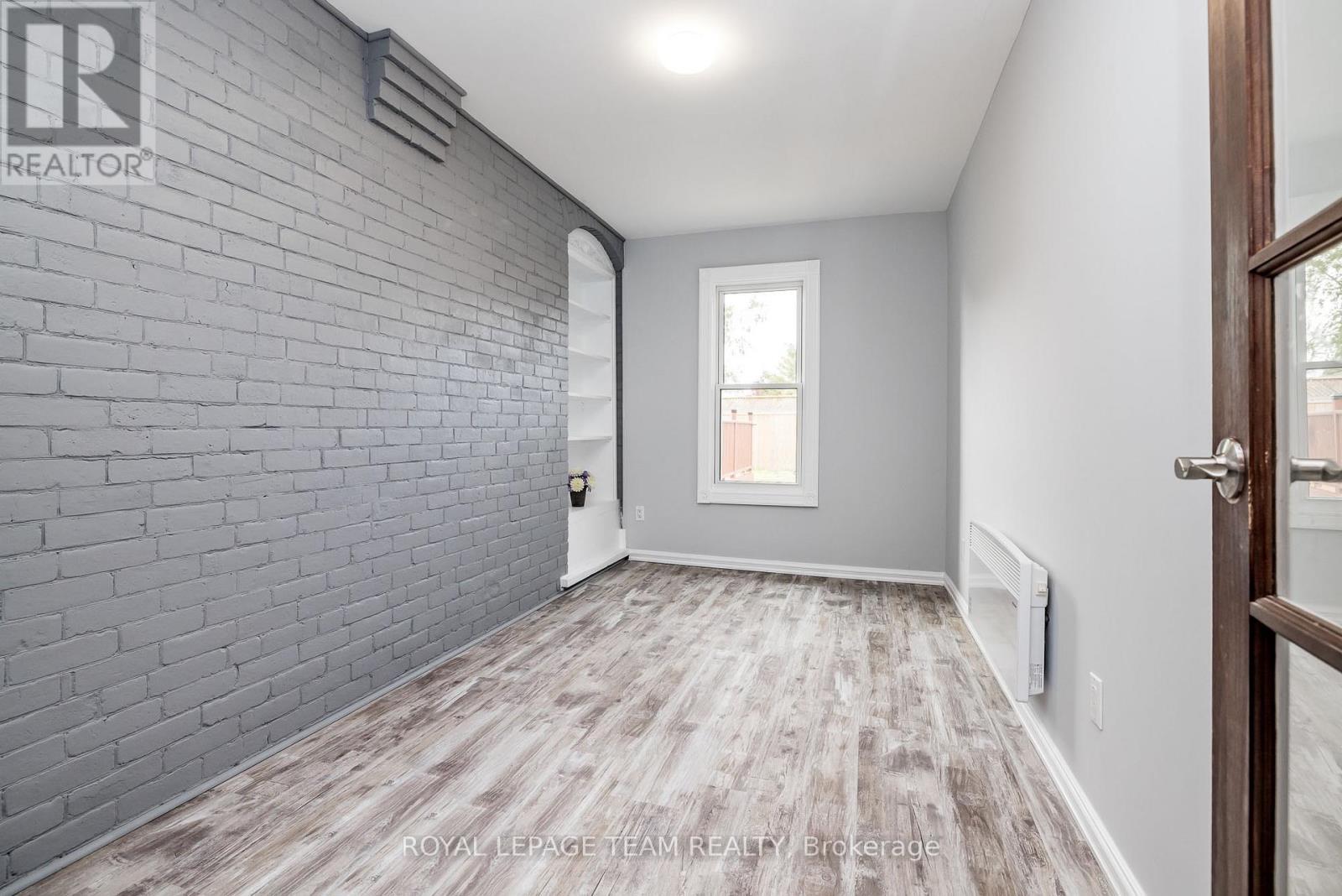 294 Dumbrille Street, North Grenville, Ontario  K0G 1J0 - Photo 23 - X12086304