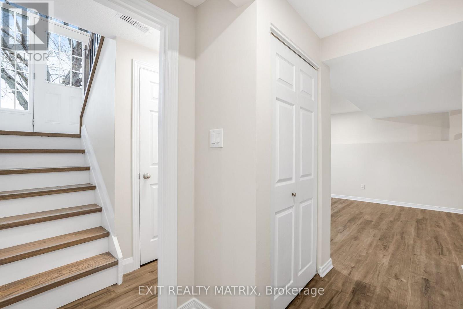 58 Castlebeau Street, Russell, Ontario  K0A 1W0 - Photo 18 - X12086379