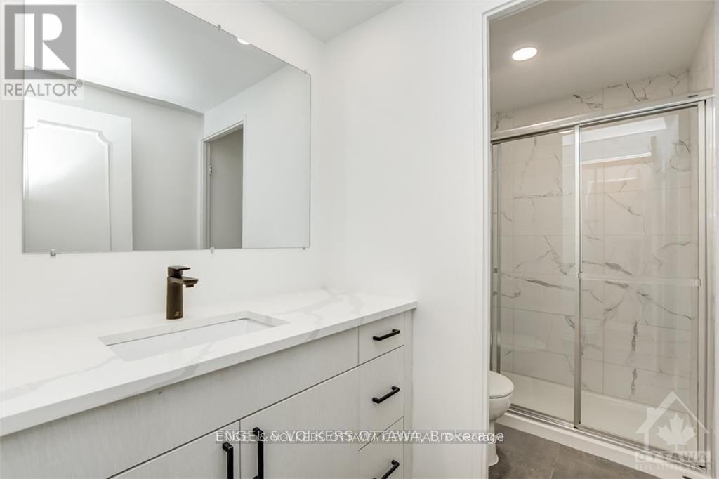 1001 - 400 Stewart Street, Ottawa, Ontario  K1N 6L2 - Photo 25 - X12086417