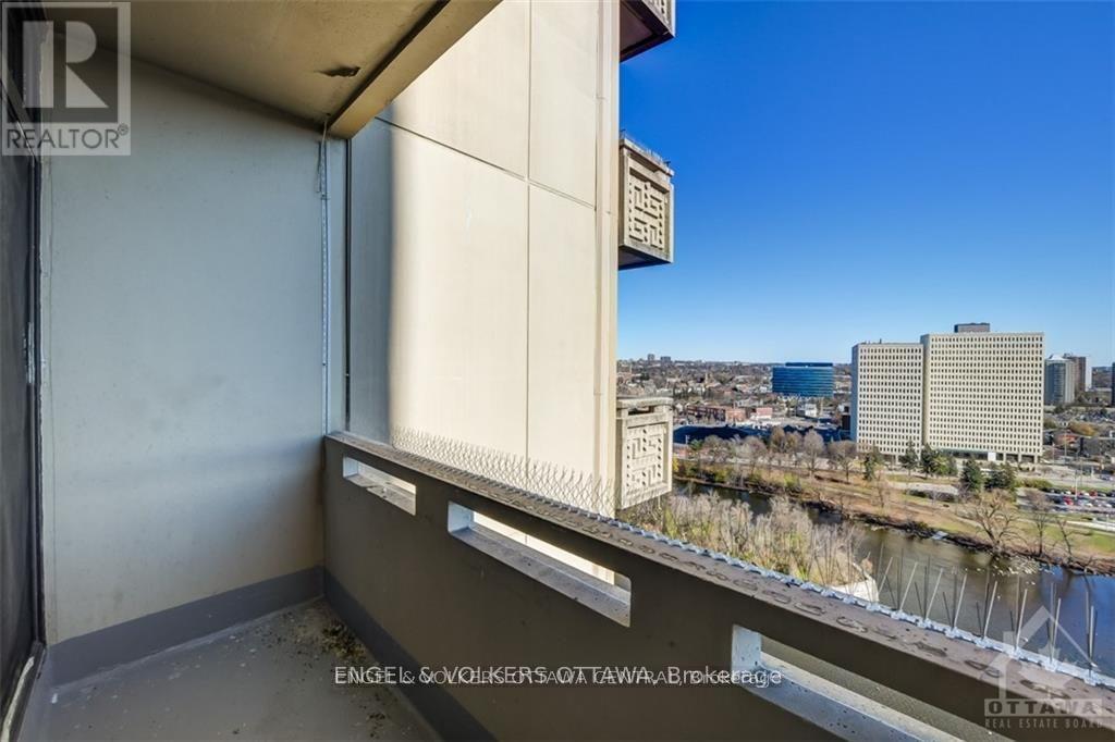 1001 - 400 Stewart Street, Ottawa, Ontario  K1N 6L2 - Photo 28 - X12086417