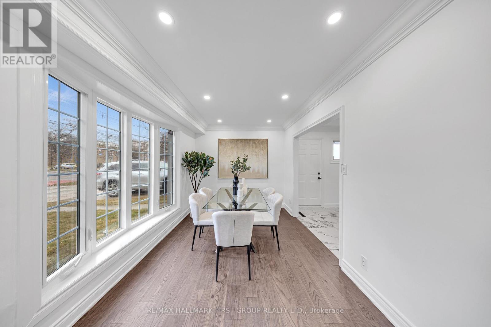 962 Midland Avenue, Toronto, Ontario  M1K 4G3 - Photo 8 - E12077587